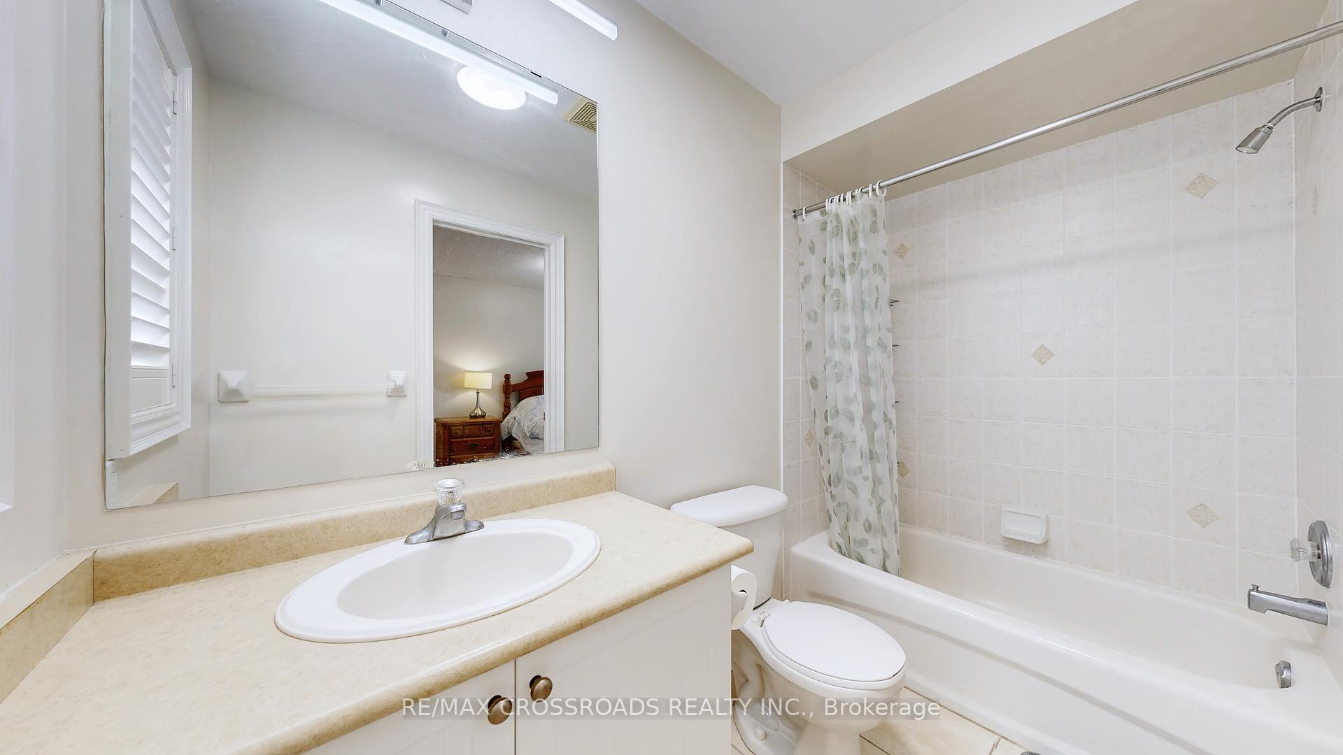 Photo 16 of 8 Roberson Drive, Ajax, Central West — HOMEH