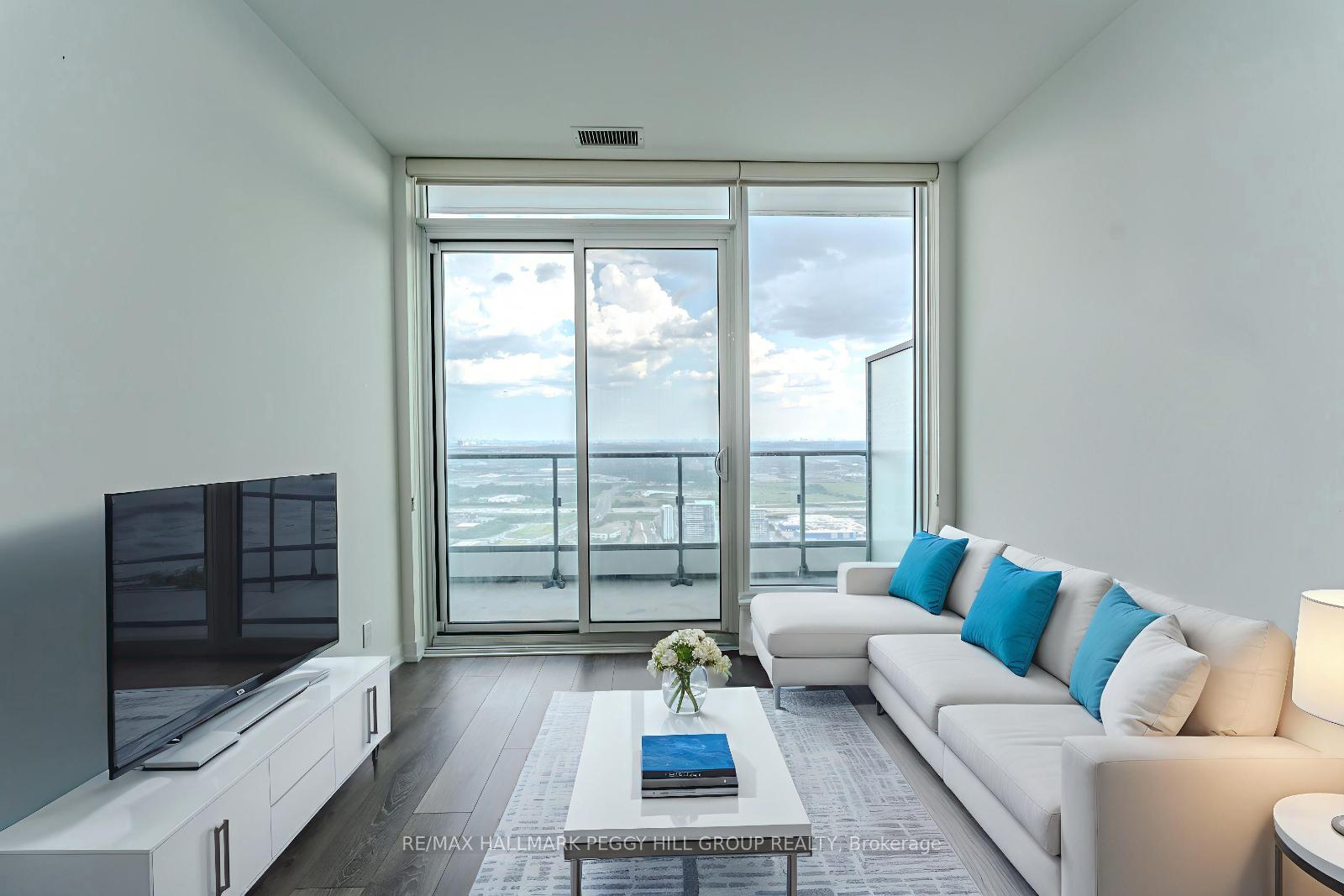Photo 2 of Unit PH05, 5 Buttermill Avenue, Vaughan, Vaughan Corporate Centre — HOMEH