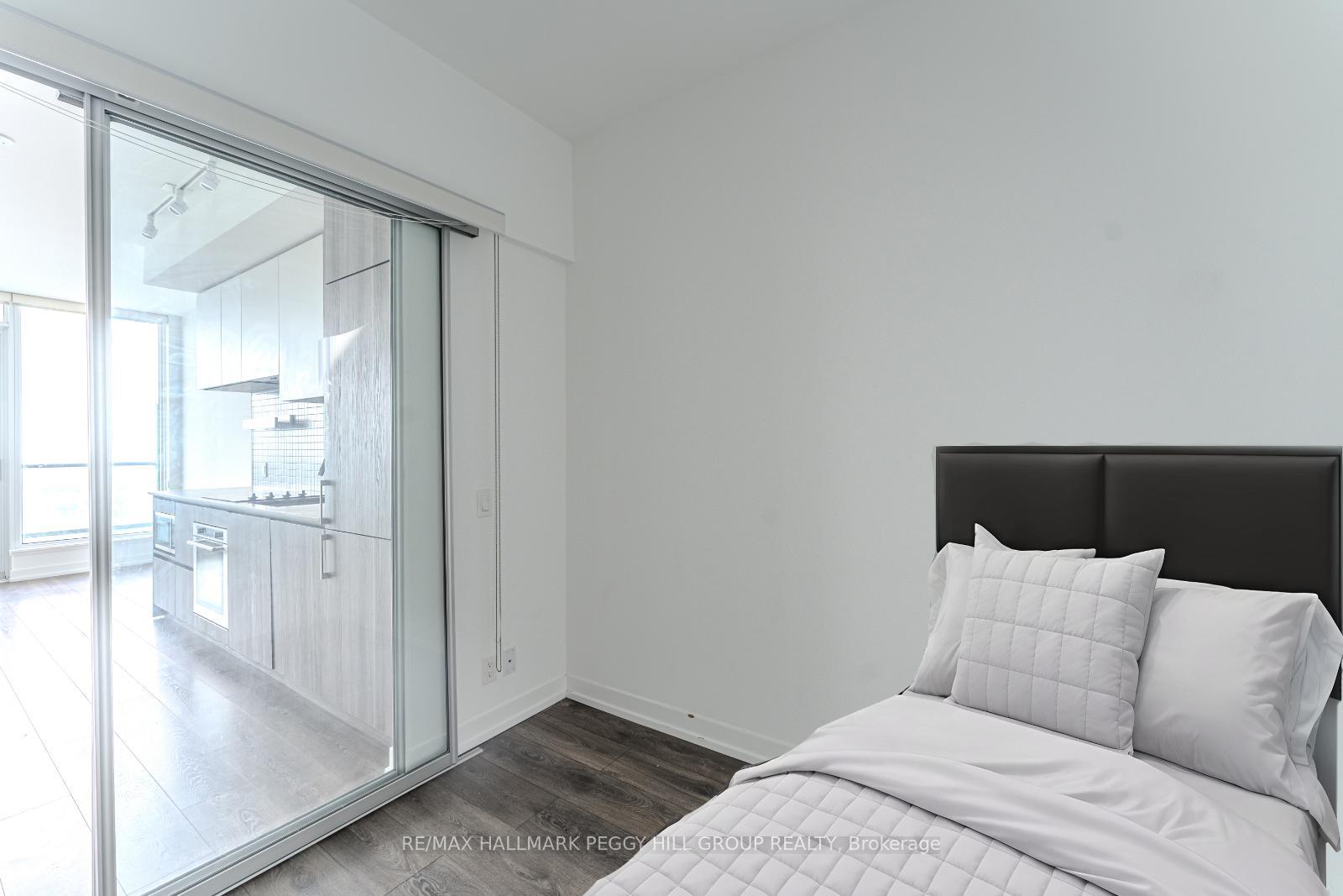 Photo 5 of Unit PH05, 5 Buttermill Avenue, Vaughan, Vaughan Corporate Centre — HOMEH