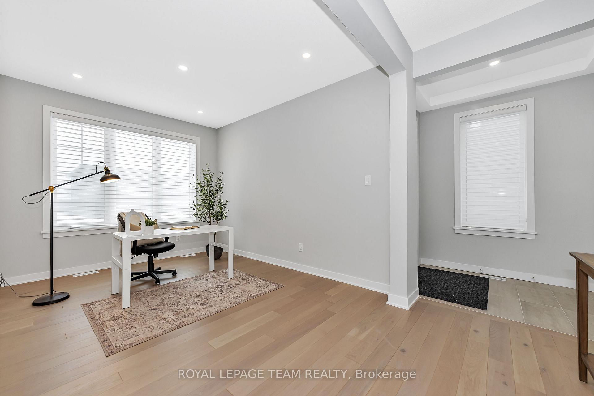 Photo 4 of 279 Ketchikan Crescent, Ottawa, Kanata - Kanata Lakes/Heritage Hills — HOMEH