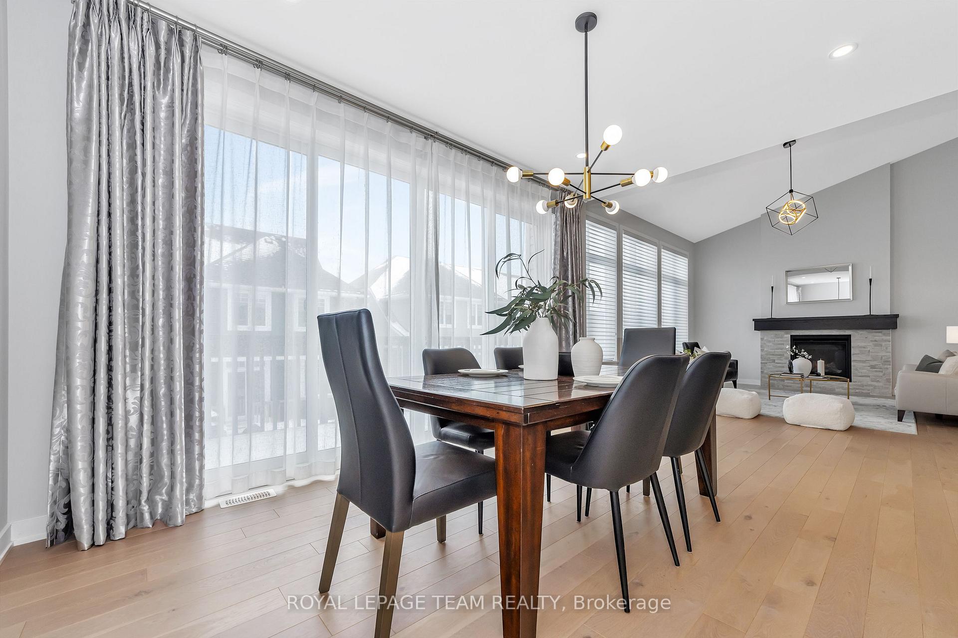 Photo 6 of 279 Ketchikan Crescent, Ottawa, Kanata - Kanata Lakes/Heritage Hills — HOMEH