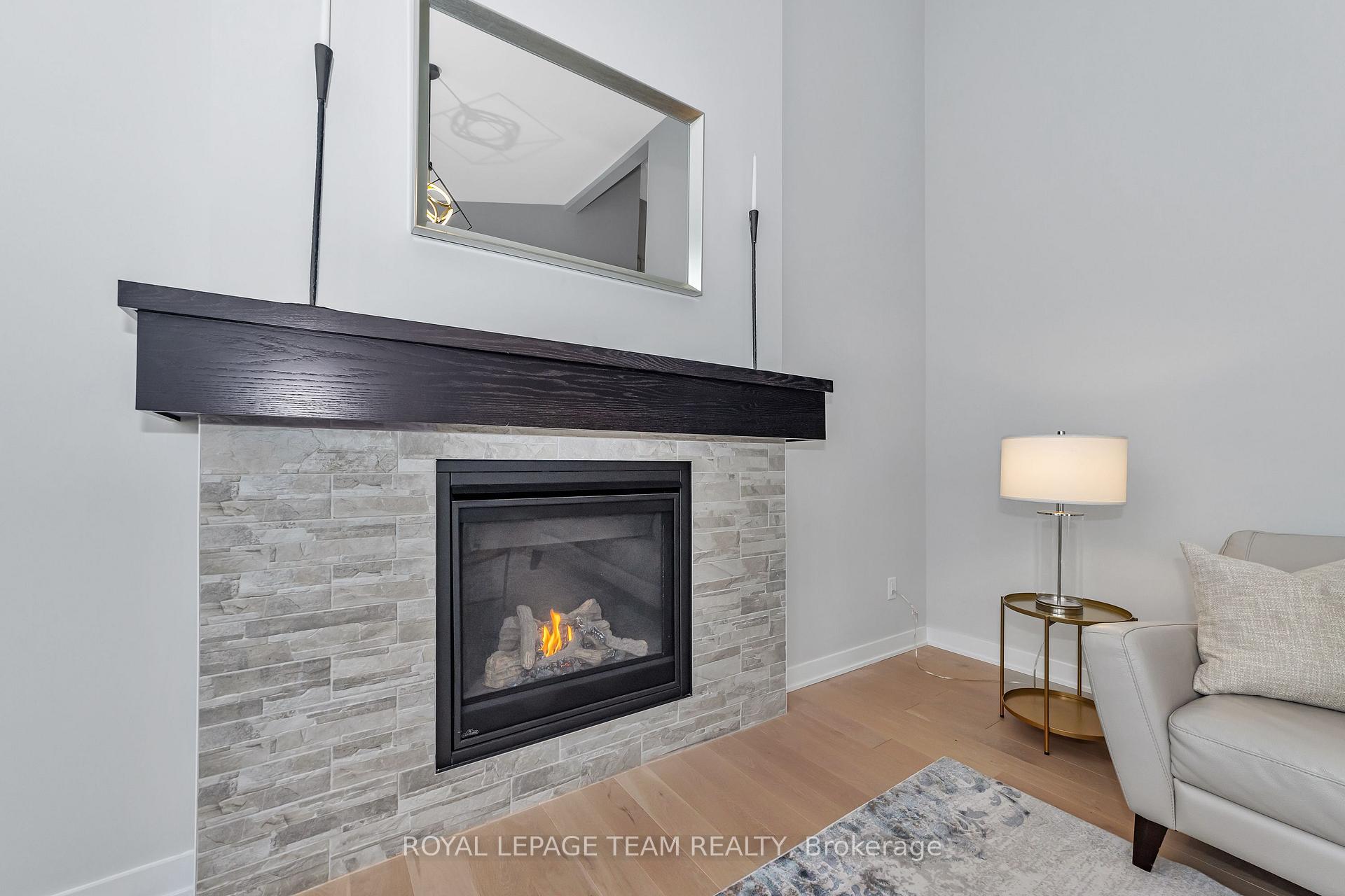 Photo 8 of 279 Ketchikan Crescent, Ottawa, Kanata - Kanata Lakes/Heritage Hills — HOMEH