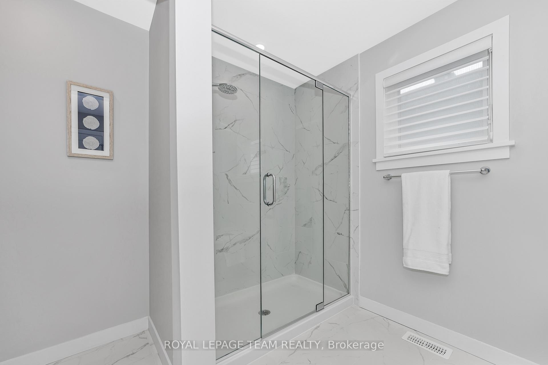 Photo 24 of 279 Ketchikan Crescent, Ottawa, Kanata - Kanata Lakes/Heritage Hills — HOMEH