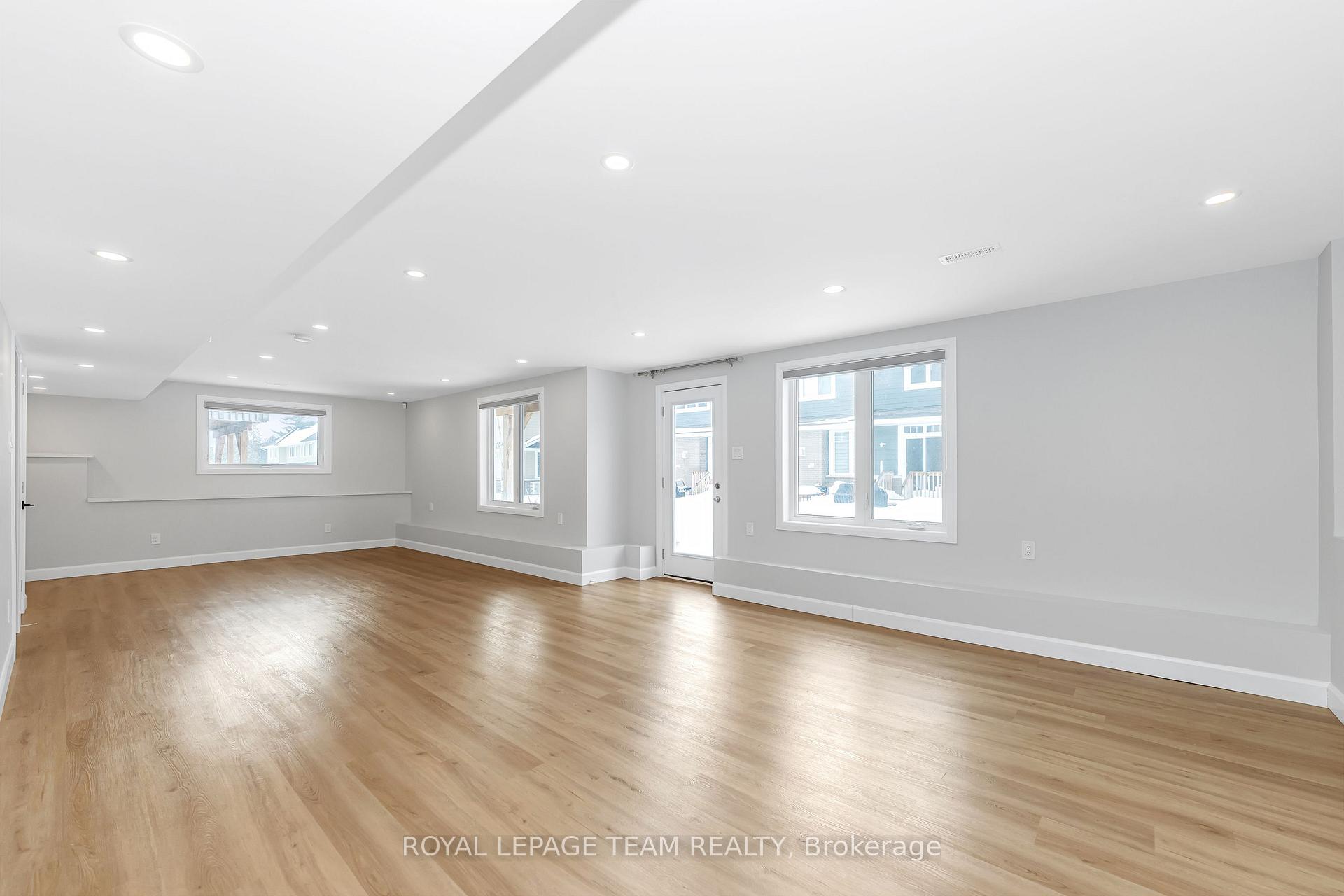 Photo 20 of 279 Ketchikan Crescent, Ottawa, Kanata - Kanata Lakes/Heritage Hills — HOMEH