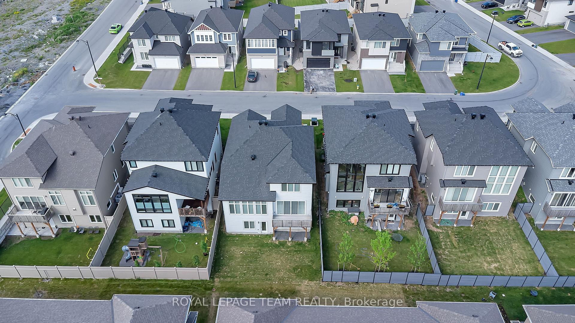 Photo 27 of 279 Ketchikan Crescent, Ottawa, Kanata - Kanata Lakes/Heritage Hills — HOMEH
