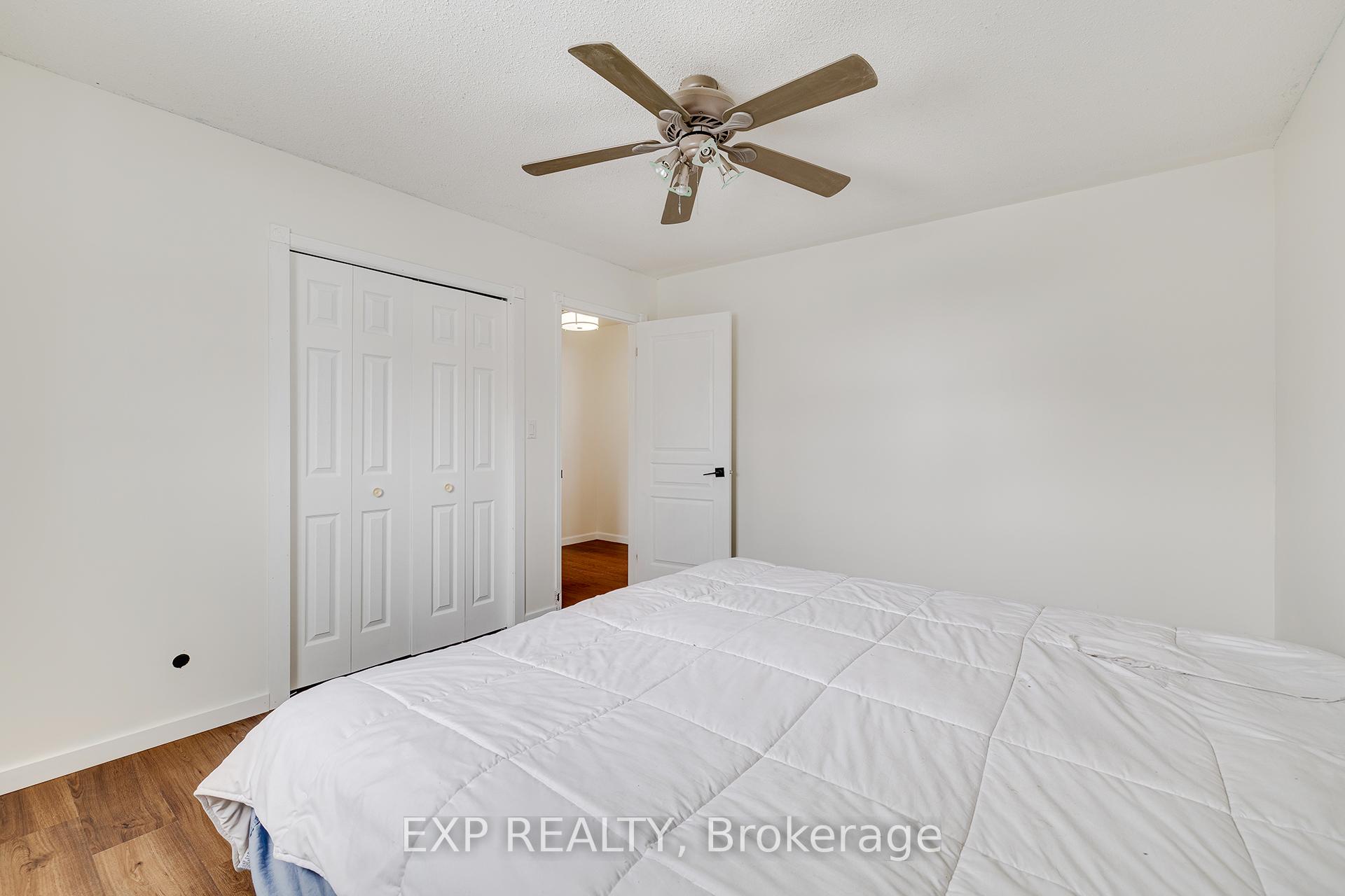 Photo 1 of 8 Sunset Drive, Brant, Paris — HOMEH