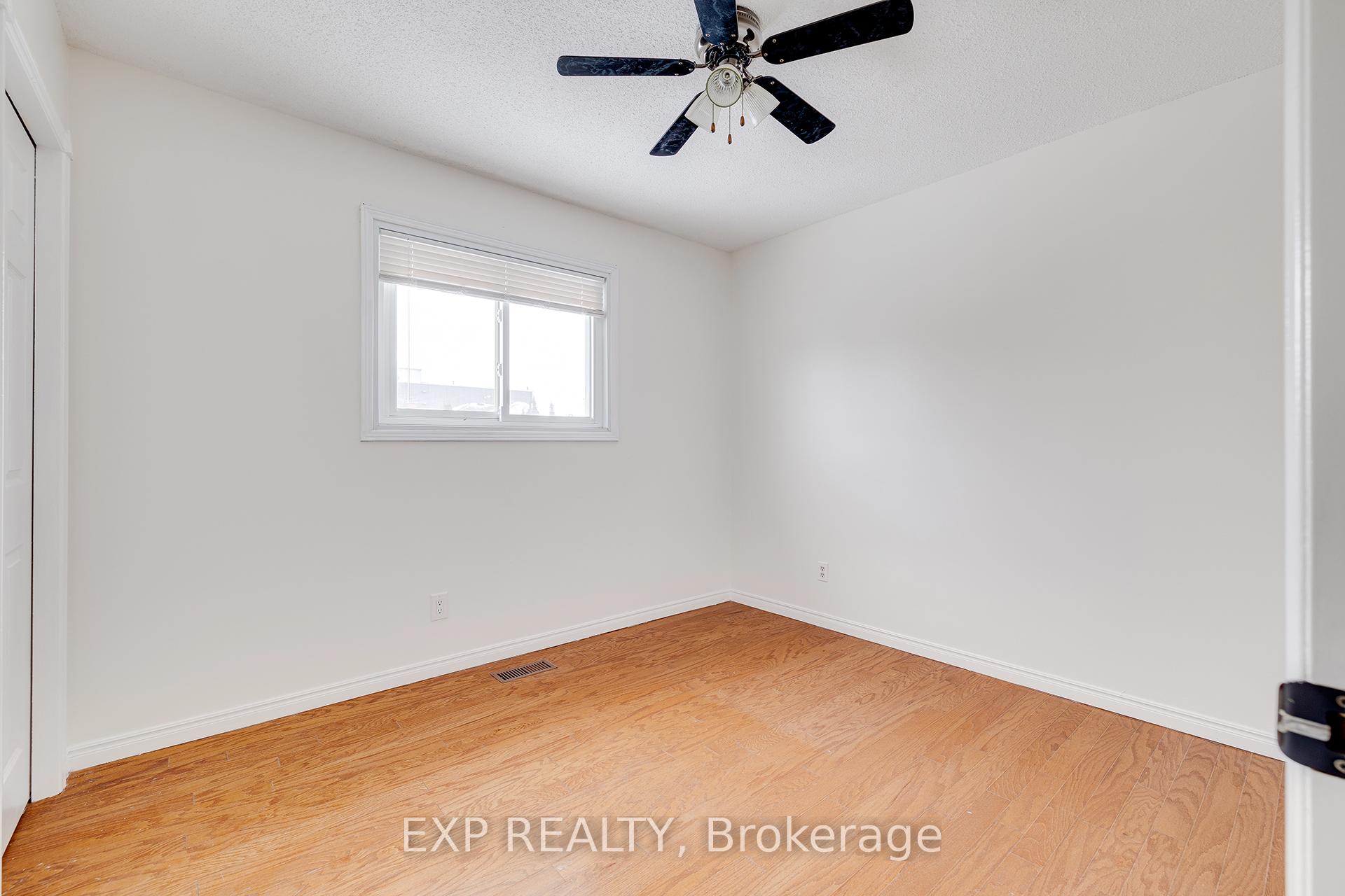 Photo 2 of 8 Sunset Drive, Brant, Paris — HOMEH