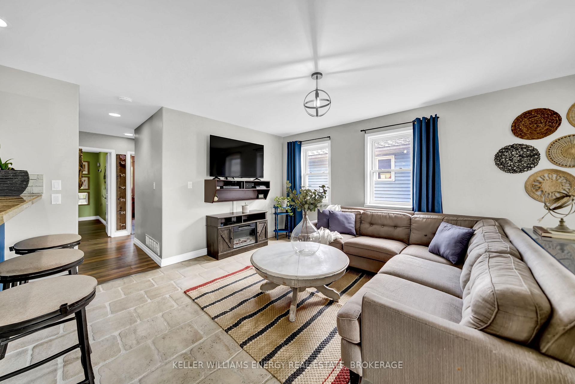 Photo 2 of 83 West Street, Belleville, Belleville Ward — HOMEH