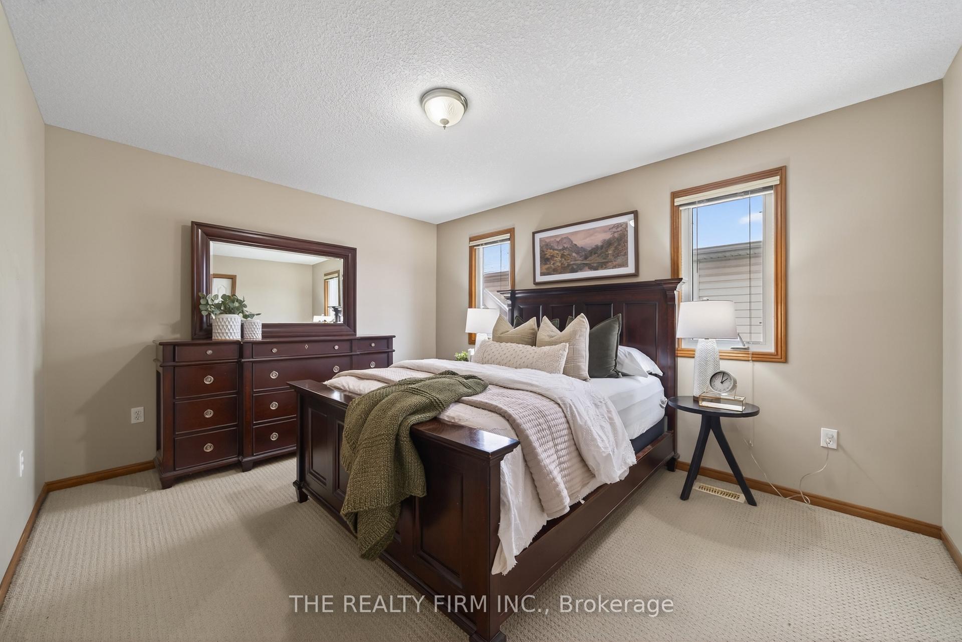 Photo 12 of 55 Queensway Drive, Strathroy-Caradoc, SE — HOMEH
