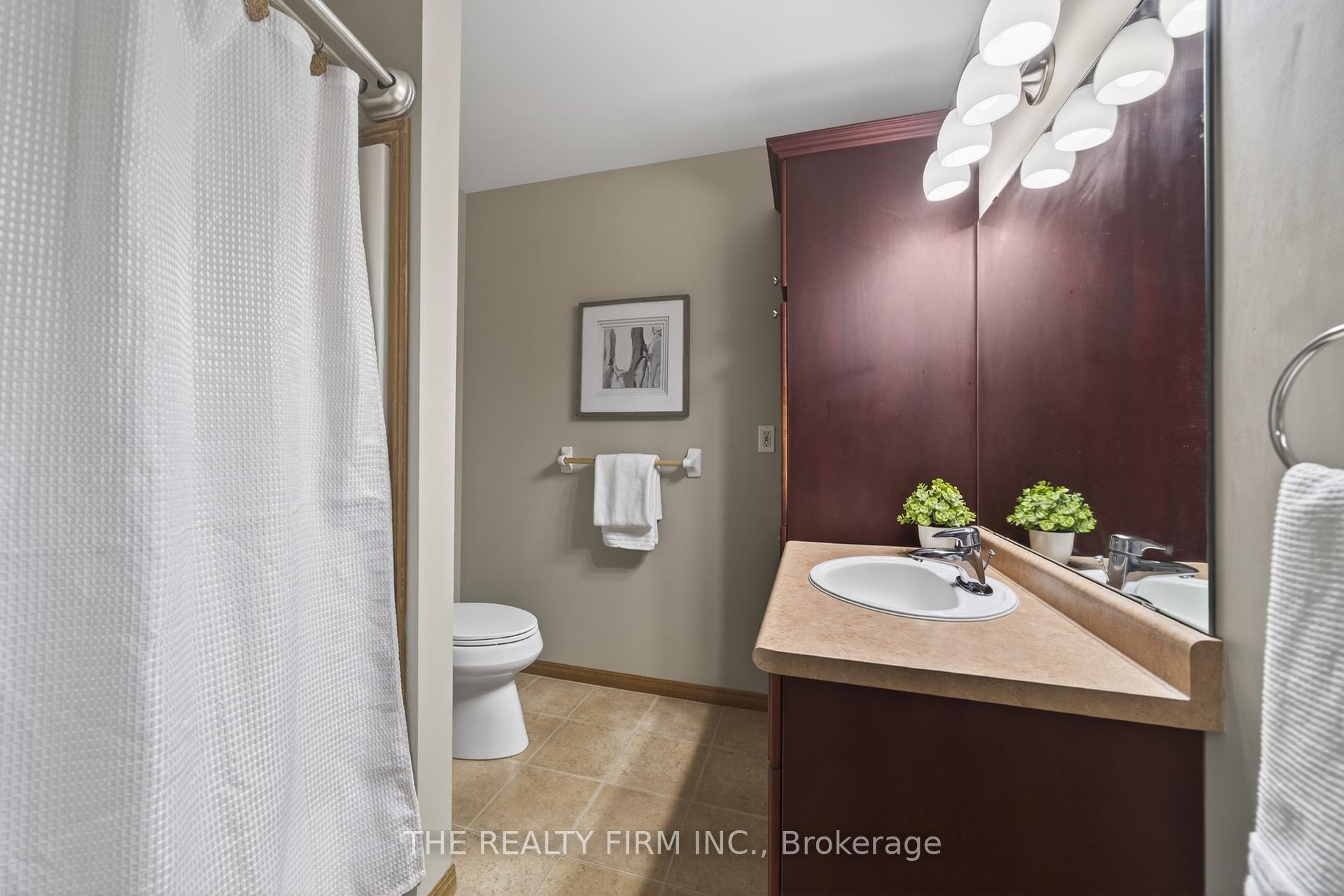 Photo 15 of 55 Queensway Drive, Strathroy-Caradoc, SE — HOMEH