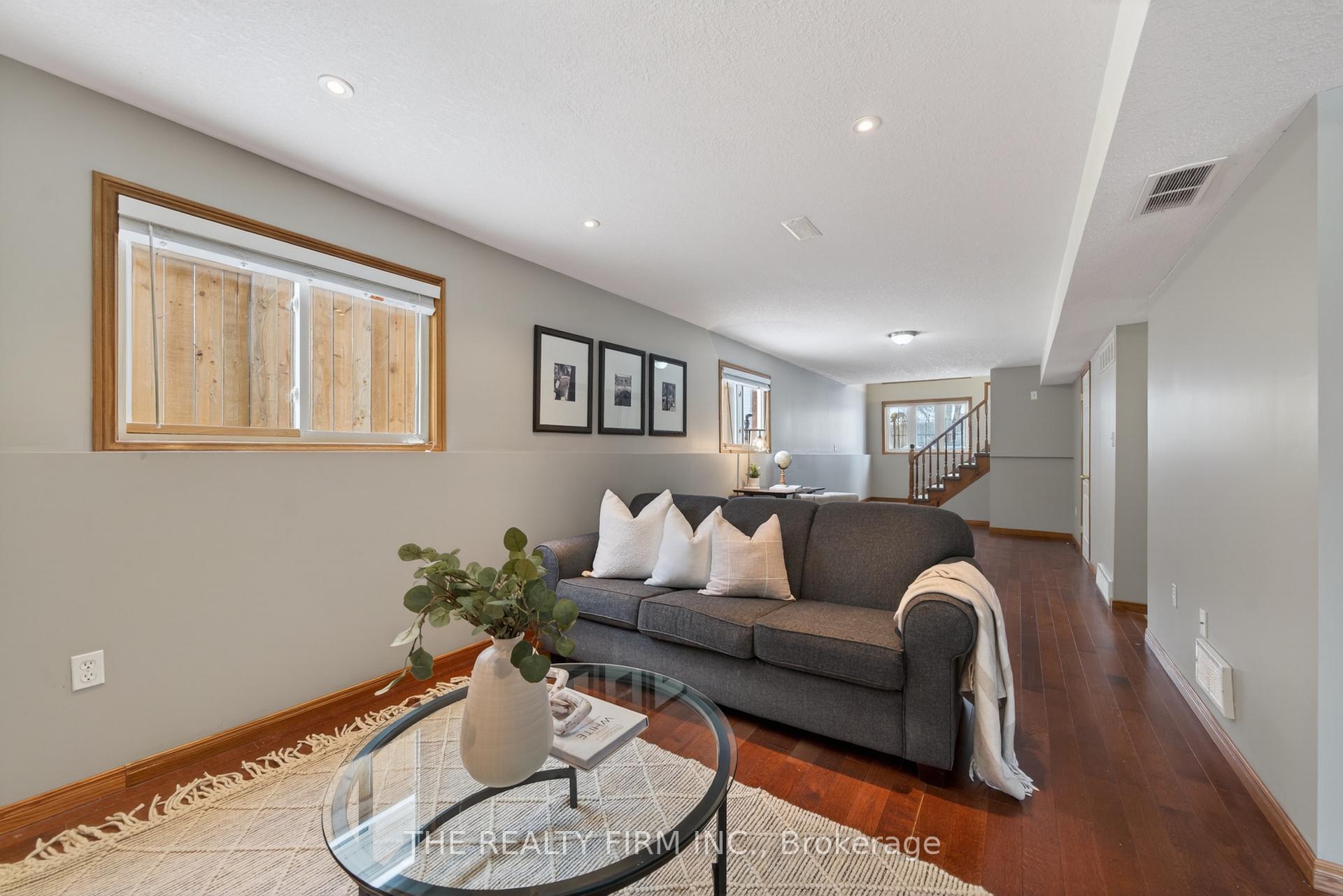 Photo 16 of 55 Queensway Drive, Strathroy-Caradoc, SE — HOMEH
