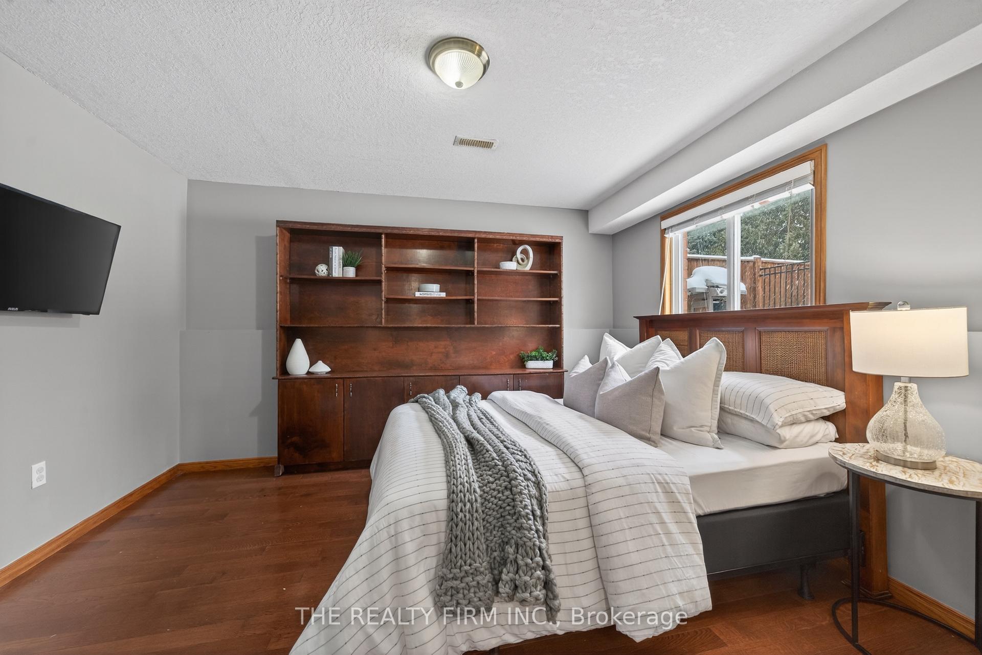Photo 40 of 55 Queensway Drive, Strathroy-Caradoc, SE — HOMEH