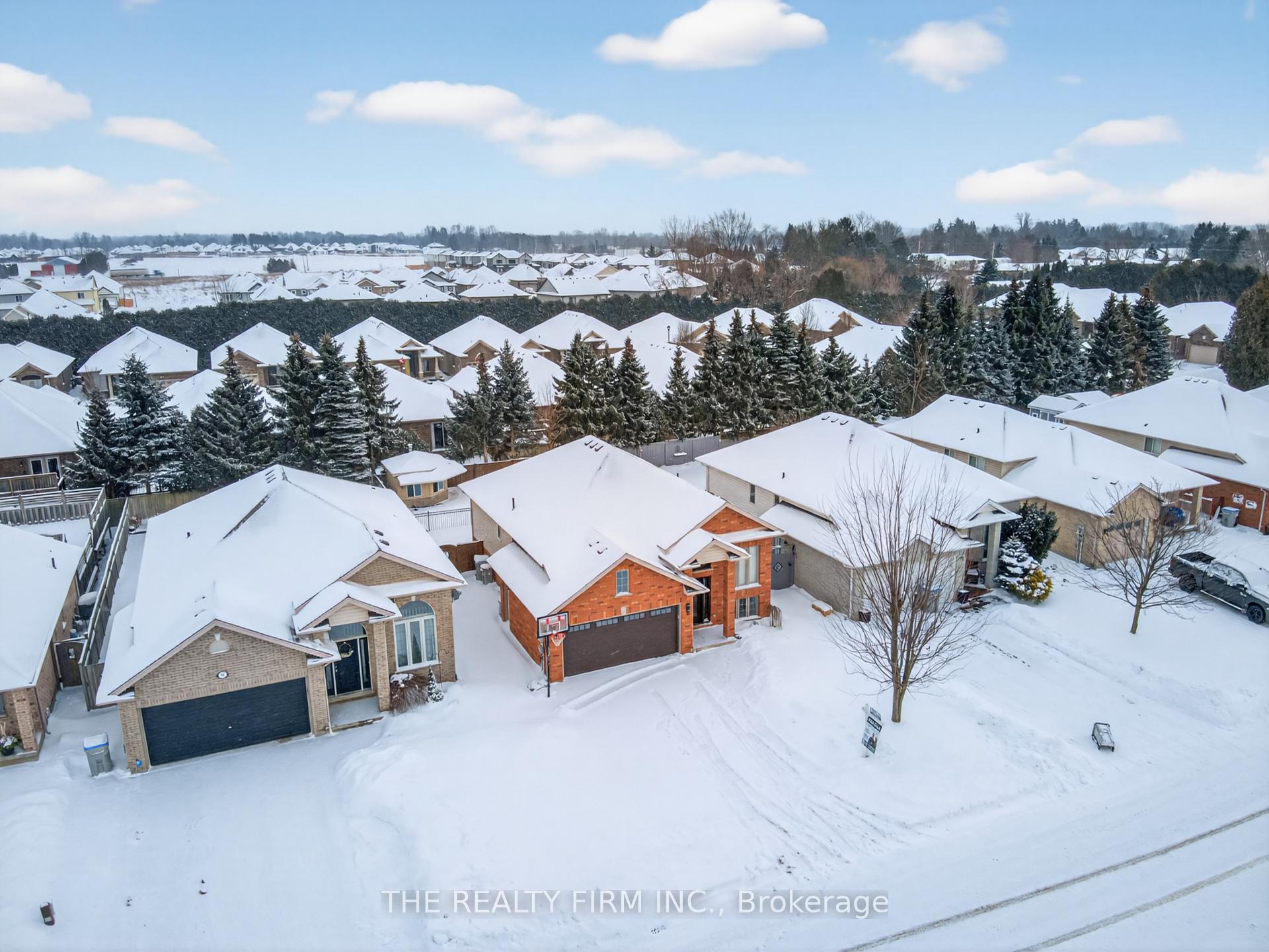 Photo 37 of 55 Queensway Drive, Strathroy-Caradoc, SE — HOMEH