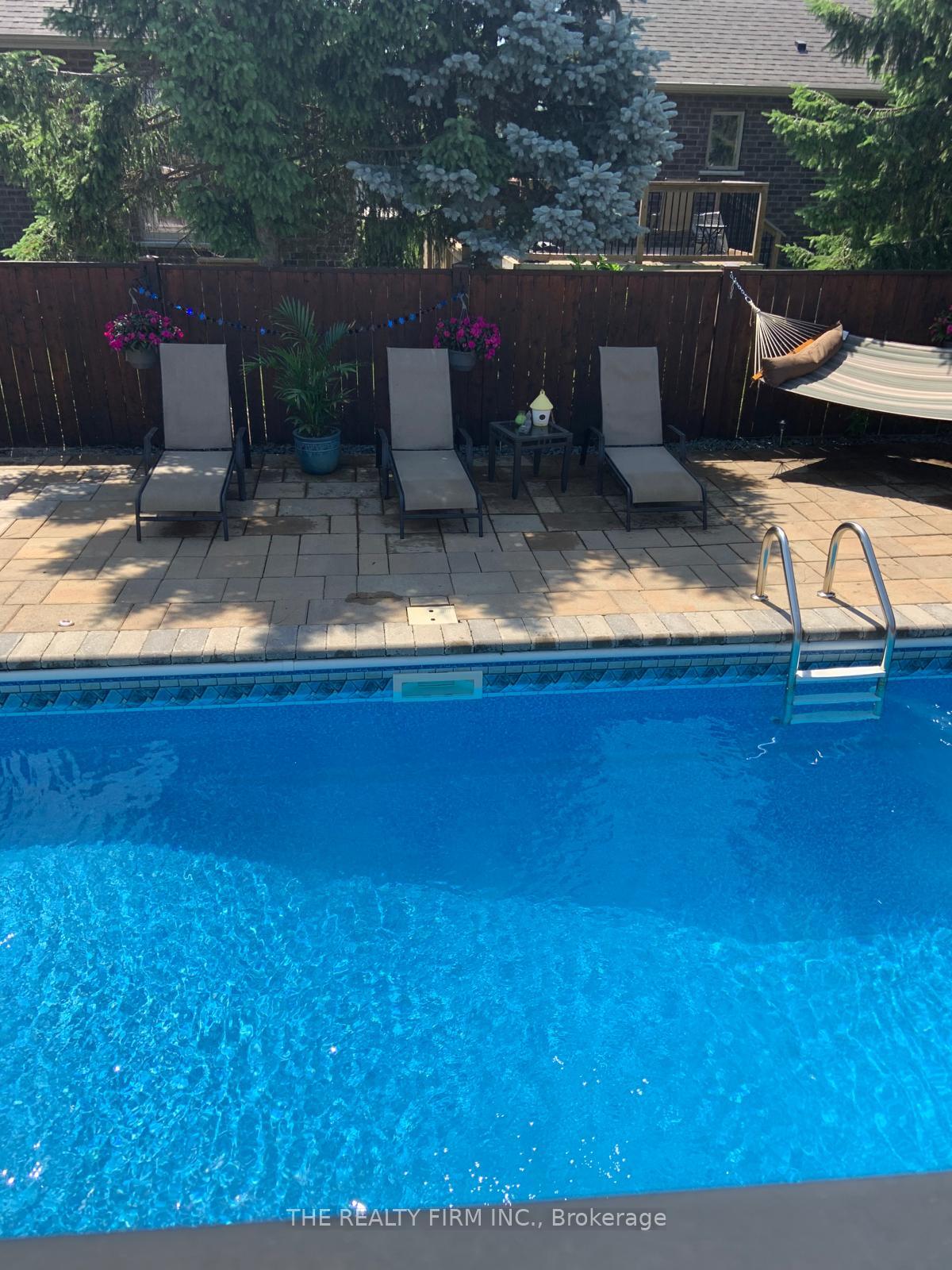 Photo 32 of 55 Queensway Drive, Strathroy-Caradoc, SE — HOMEH