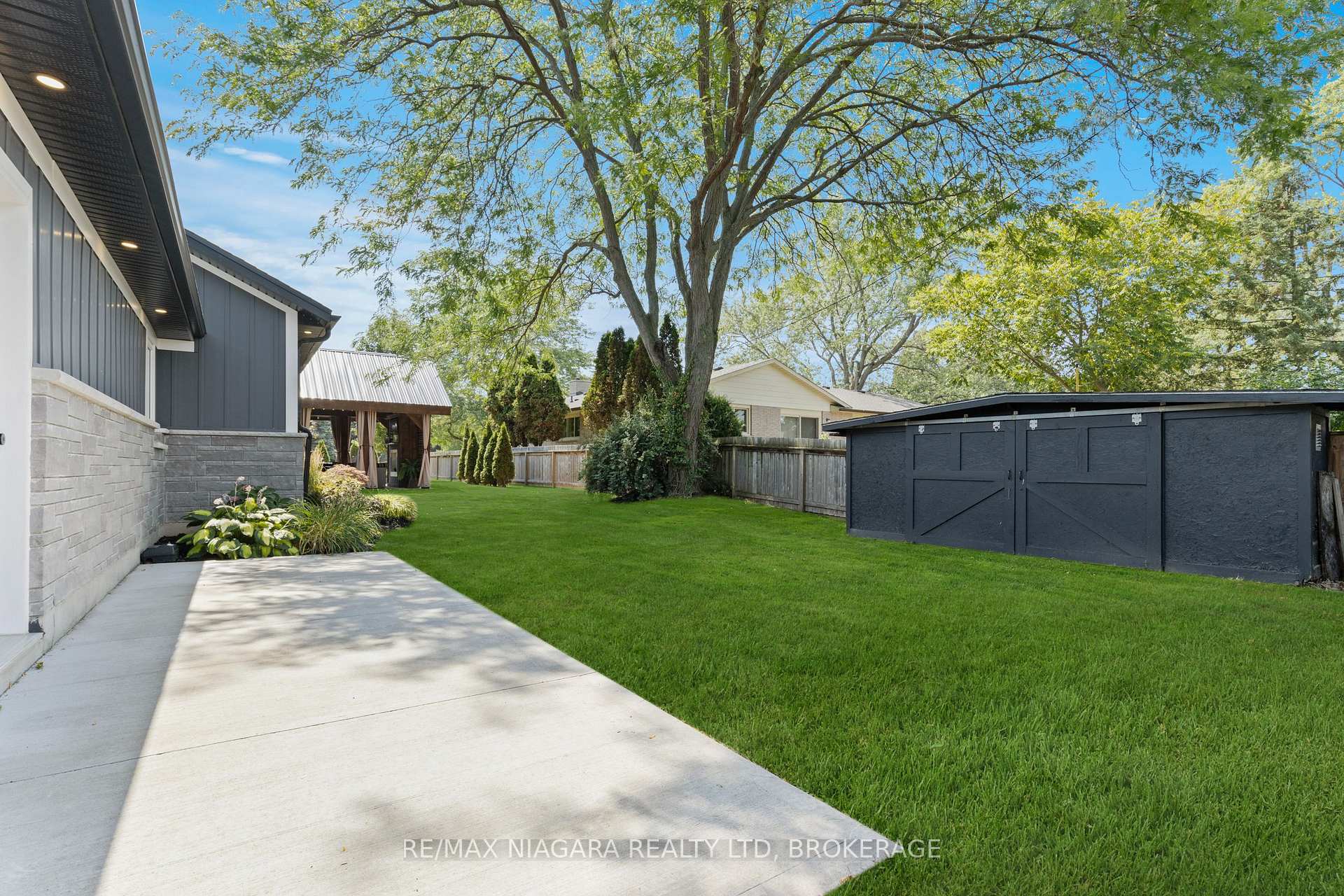 Photo 15 of 3886 Glenview Drive, Lincoln, Lincoln-Jordan/Vineland — HOMEH