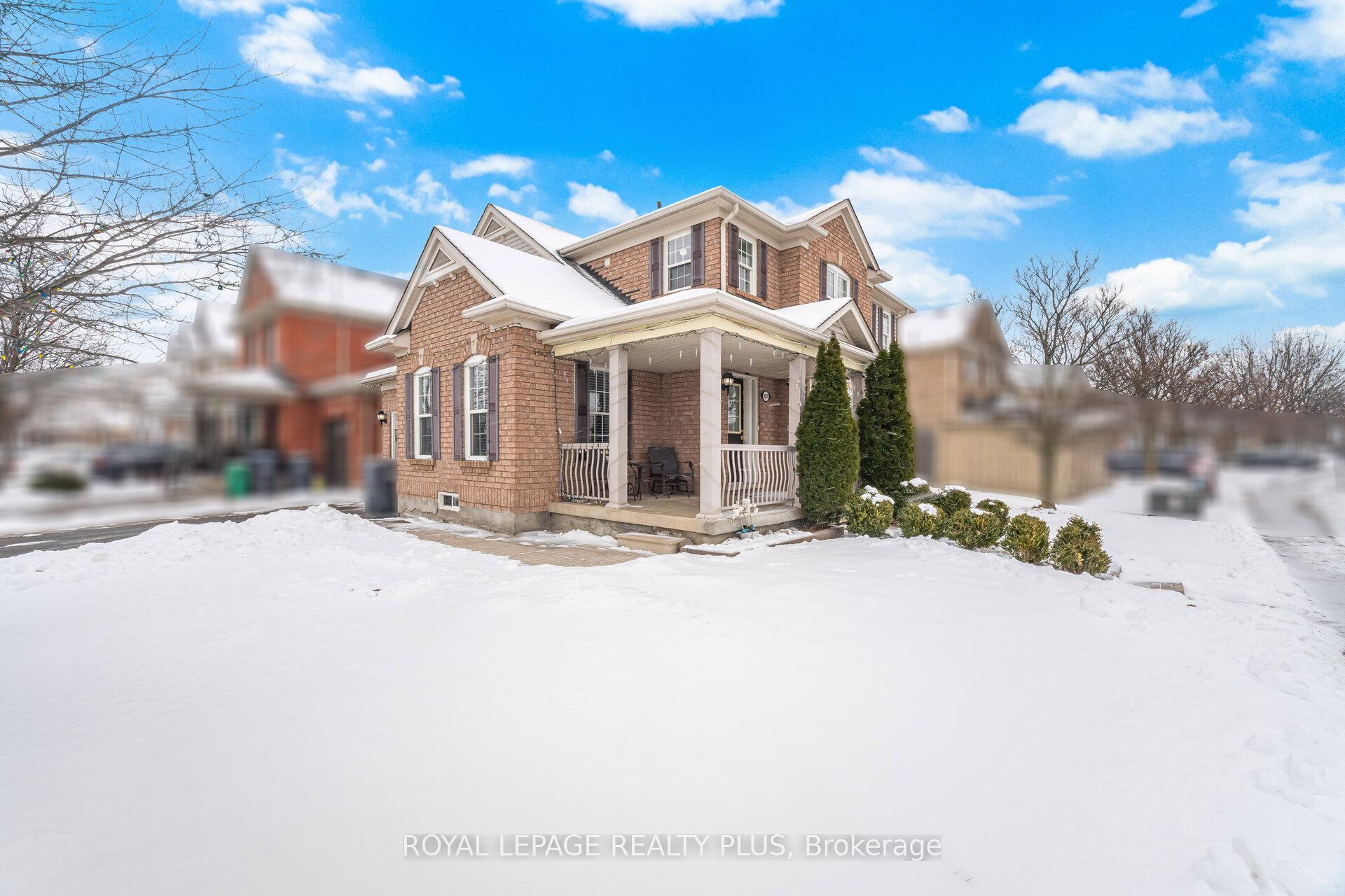Photo 11 of 387 Brisdale Drive, Brampton, Fletcher's Meadow — HOMEH