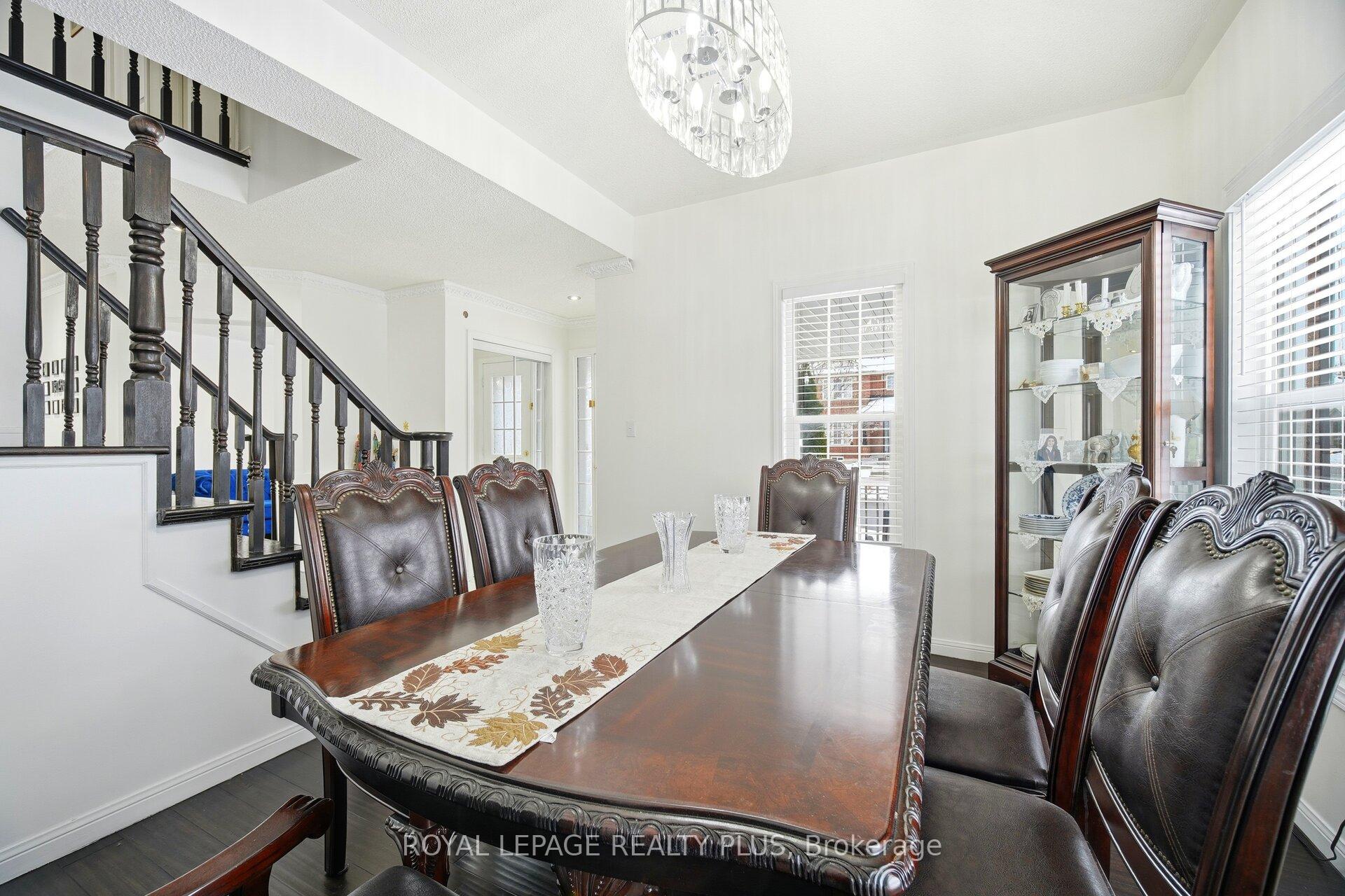 Photo 23 of 387 Brisdale Drive, Brampton, Fletcher's Meadow — HOMEH