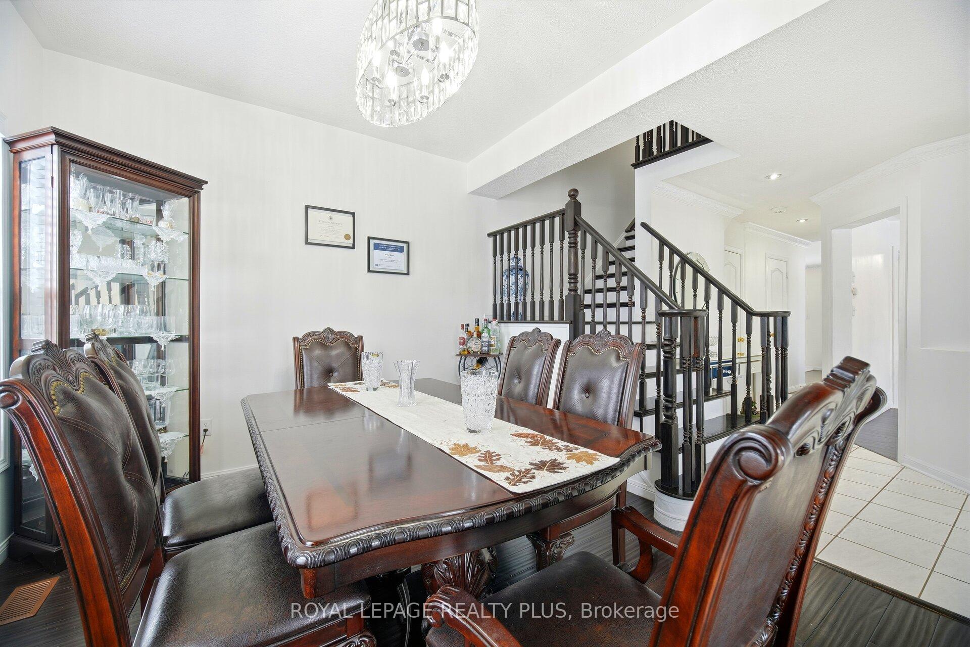 Photo 35 of 387 Brisdale Drive, Brampton, Fletcher's Meadow — HOMEH
