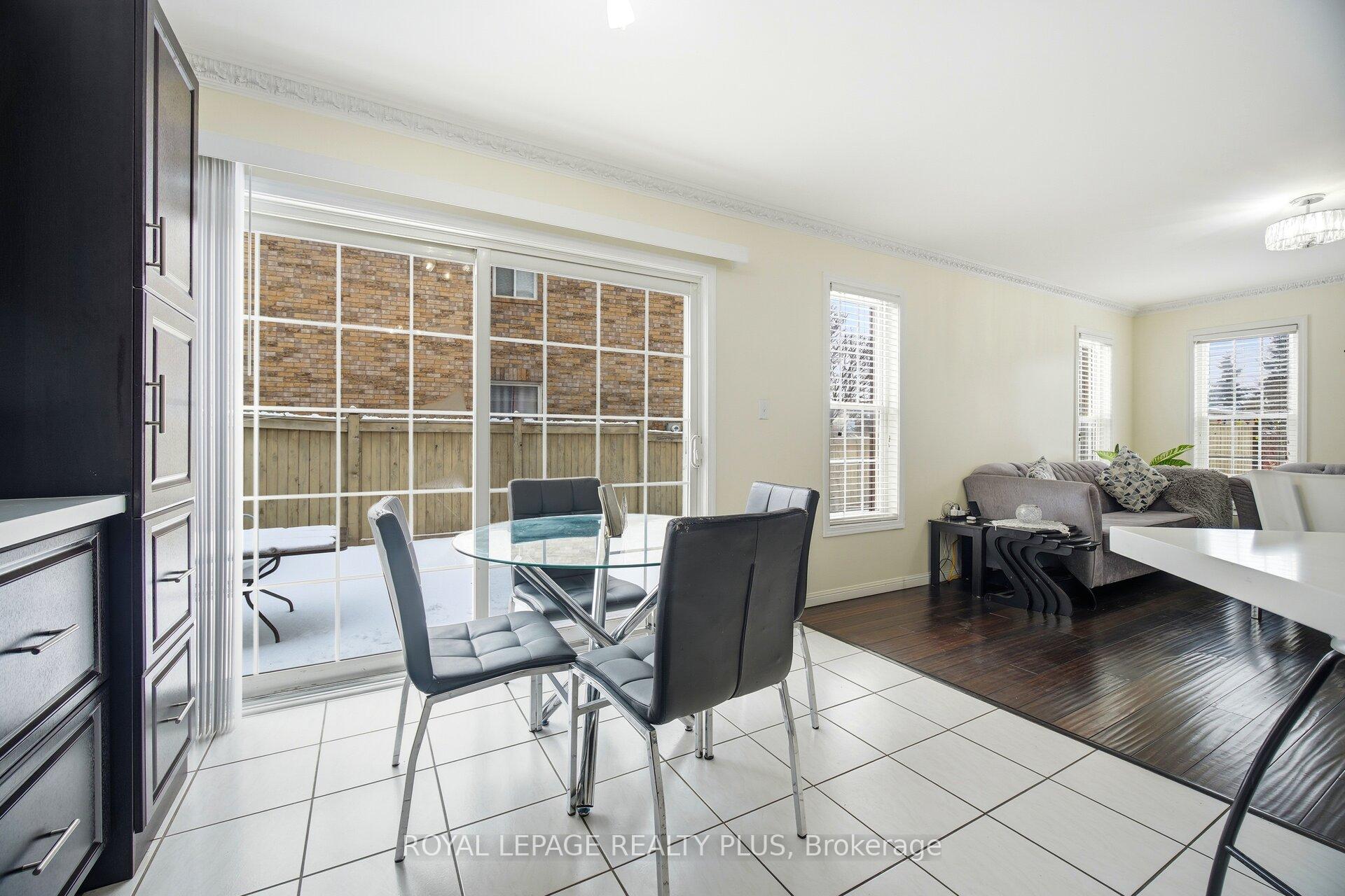 Photo 39 of 387 Brisdale Drive, Brampton, Fletcher's Meadow — HOMEH