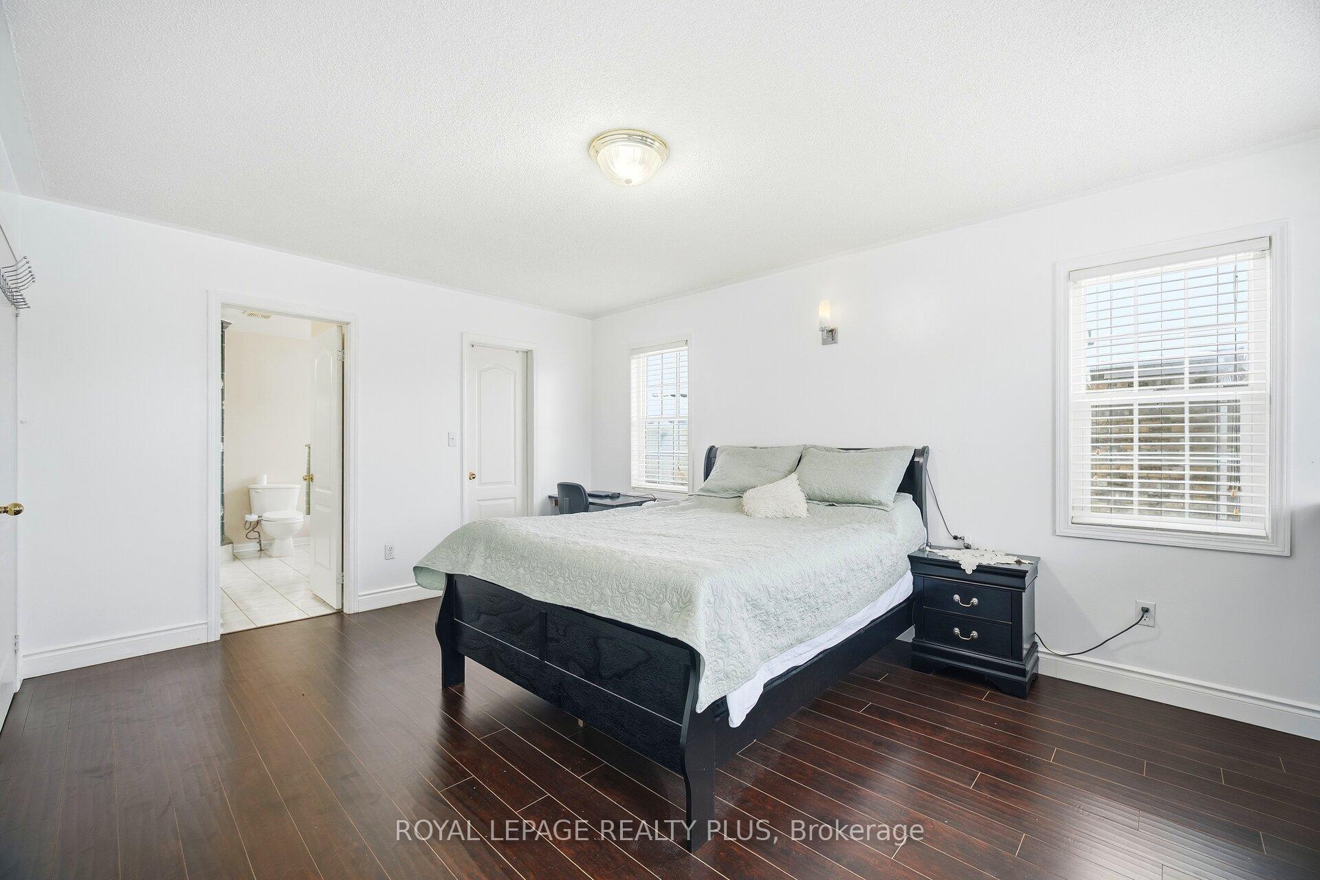 Photo 8 of 387 Brisdale Drive, Brampton, Fletcher's Meadow — HOMEH