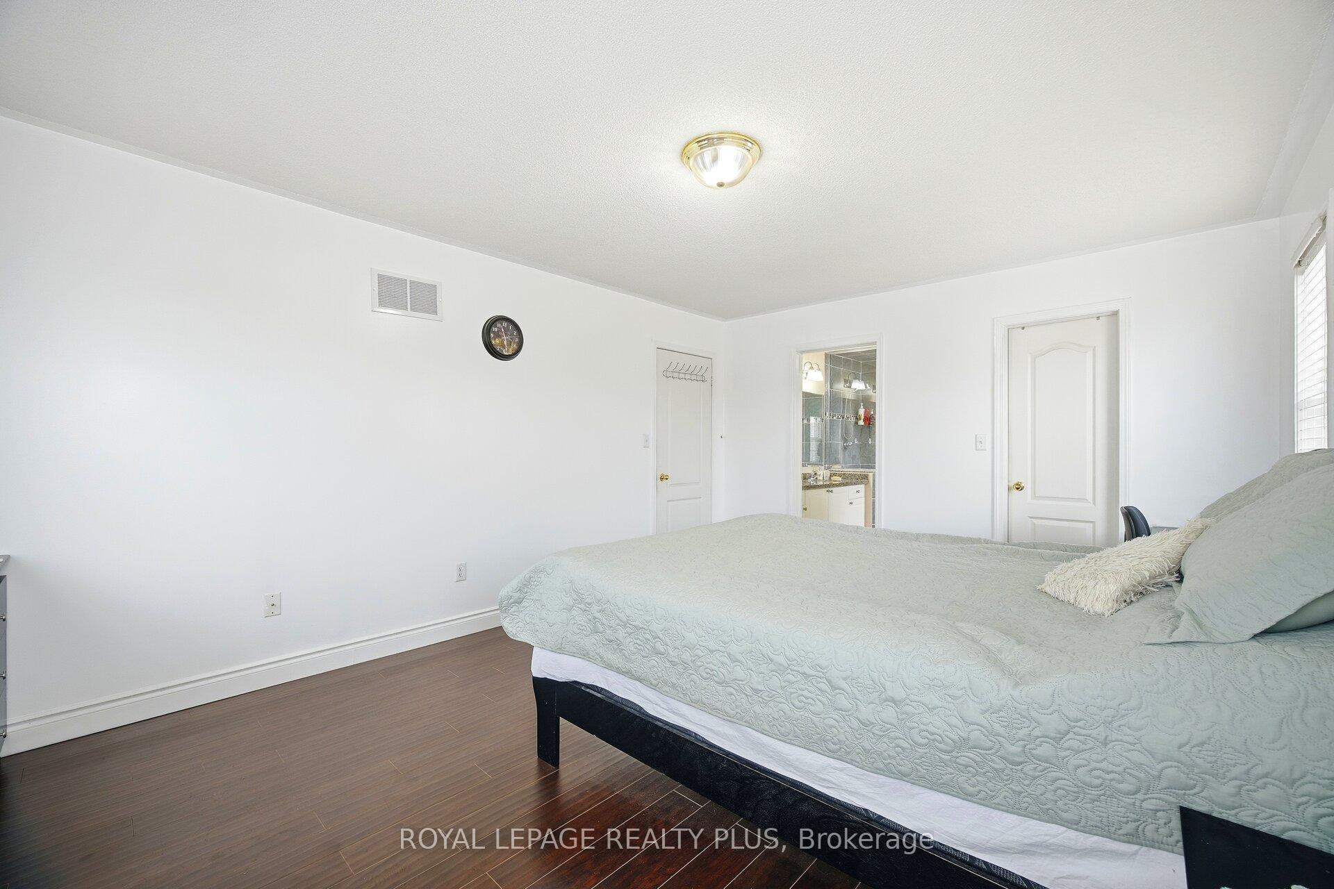 Photo 26 of 387 Brisdale Drive, Brampton, Fletcher's Meadow — HOMEH