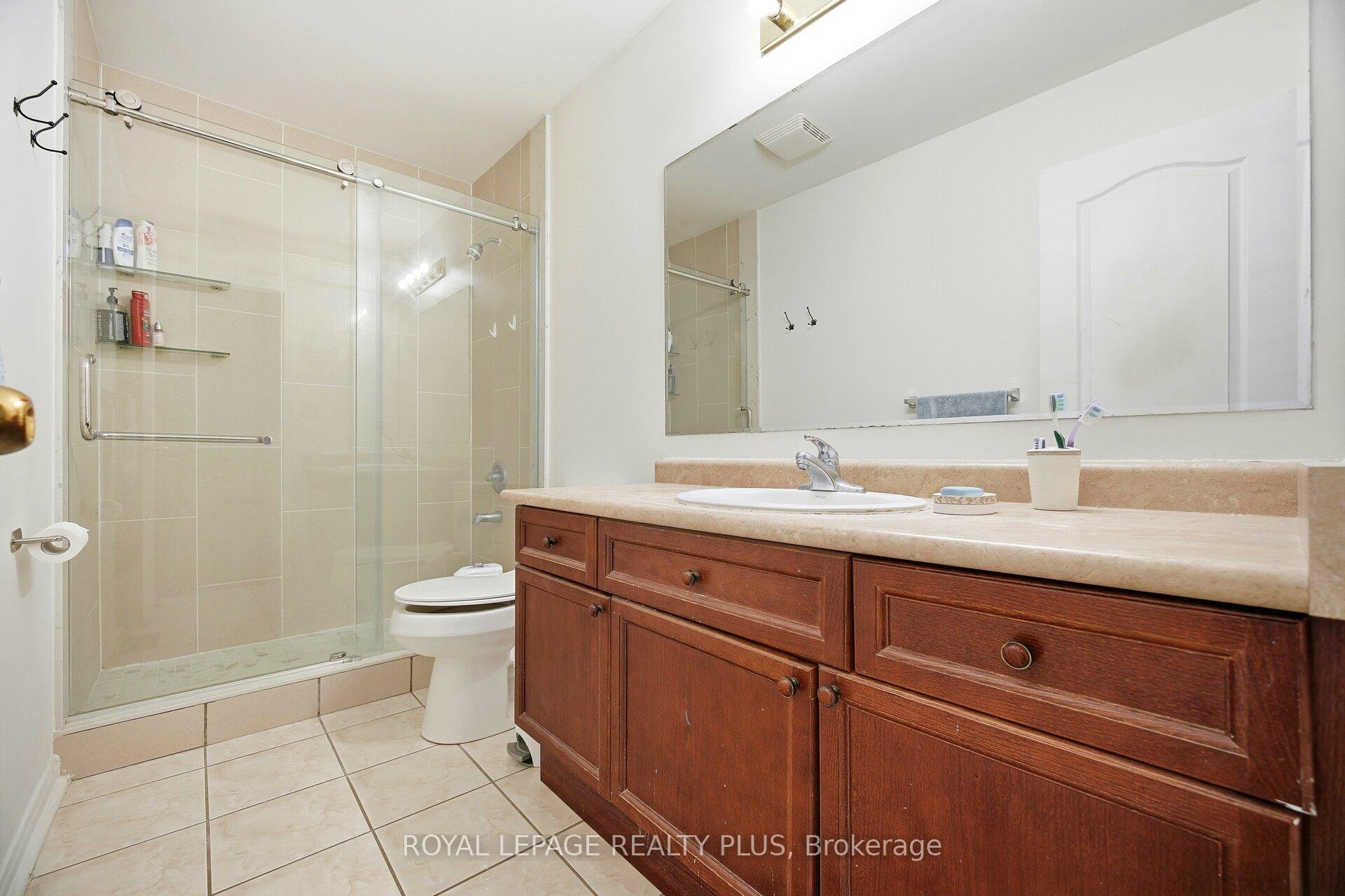 Photo 46 of 387 Brisdale Drive, Brampton, Fletcher's Meadow — HOMEH