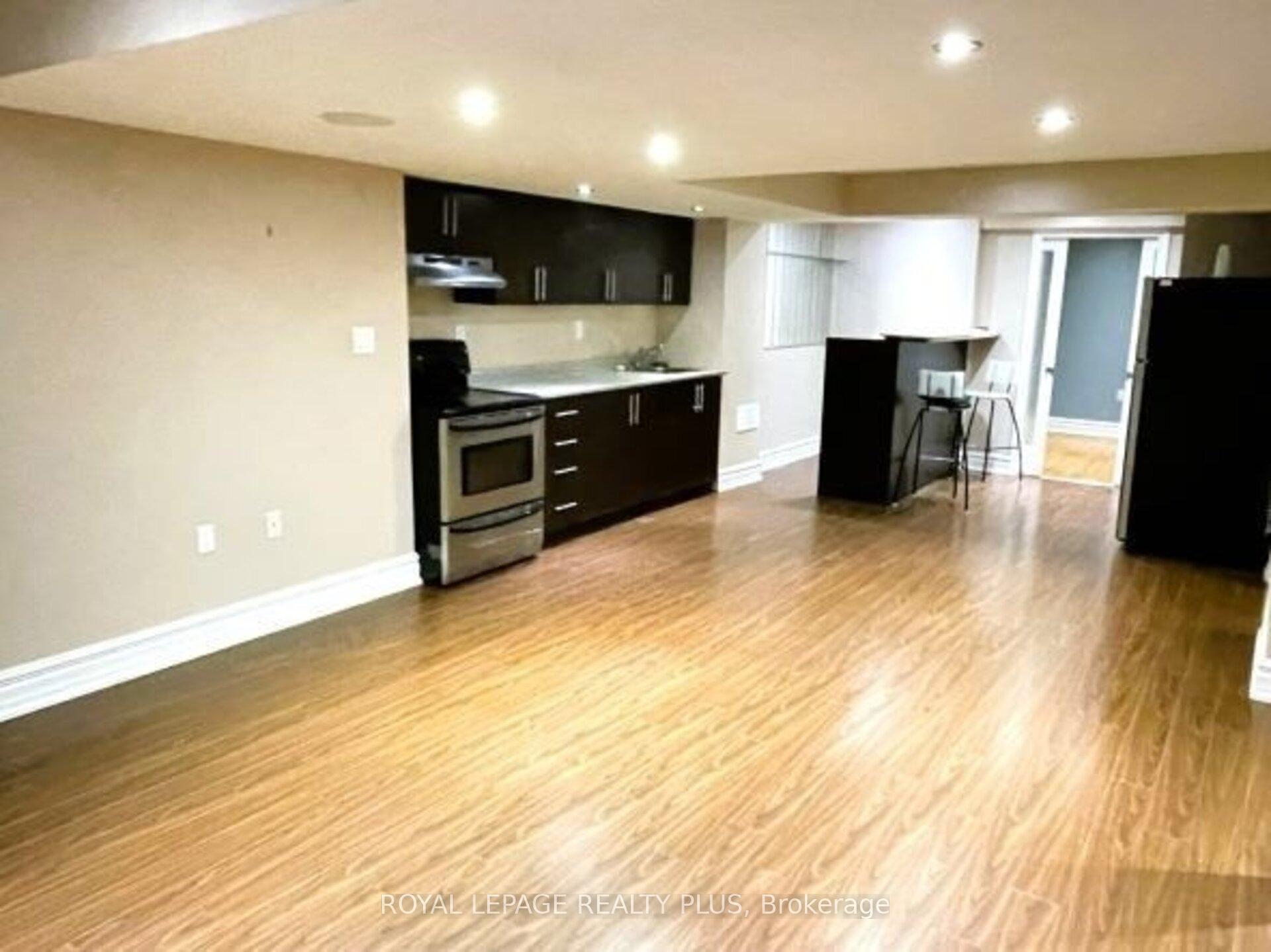 Photo 44 of 387 Brisdale Drive, Brampton, Fletcher's Meadow — HOMEH