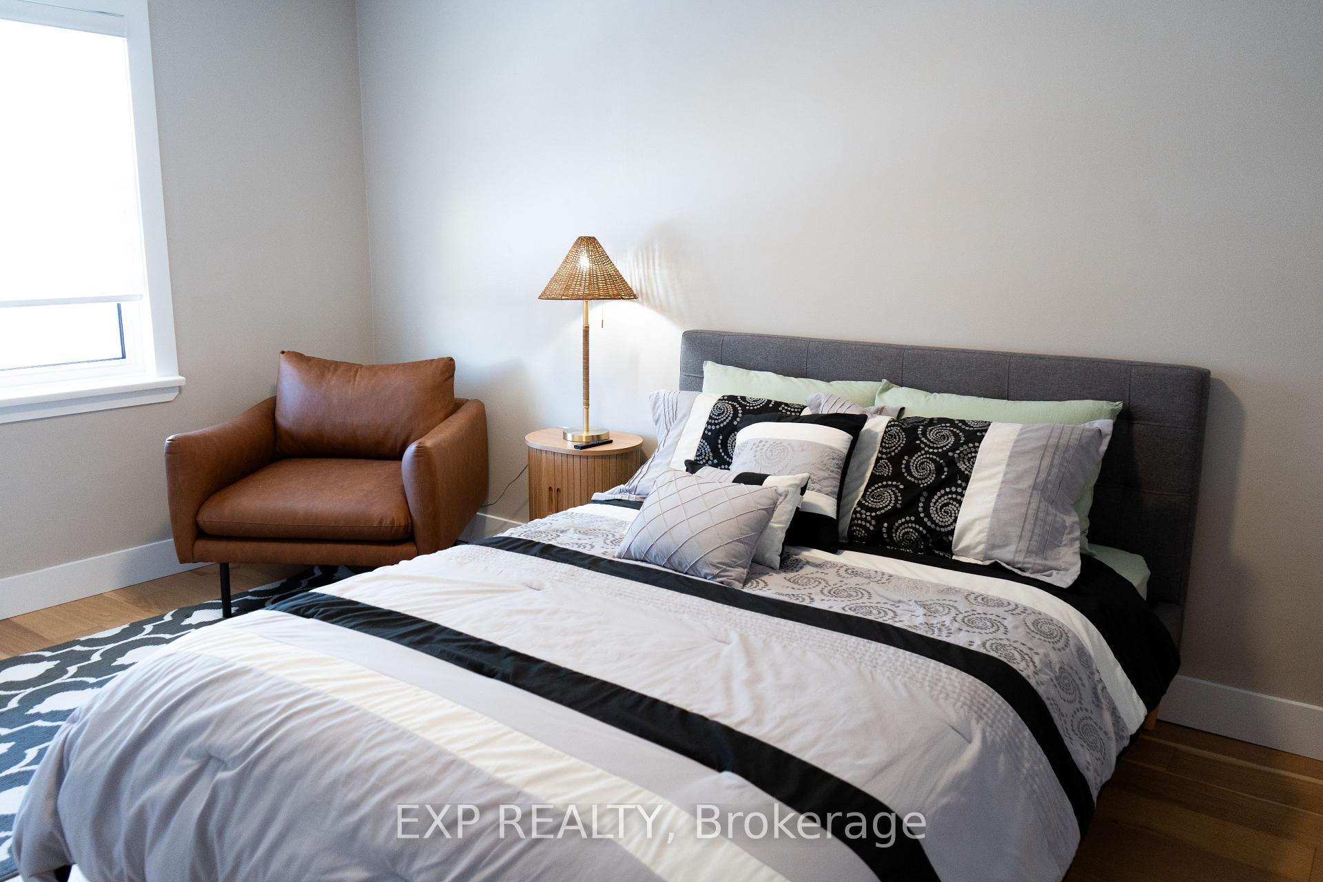 Photo 11 of 1515 Dufferin Street, Whitby, Port Whitby — HOMEH