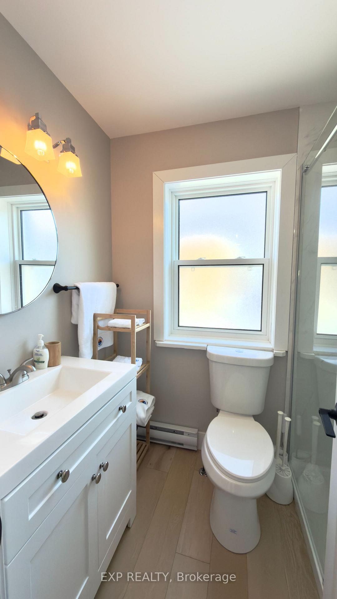 Photo 16 of 1515 Dufferin Street, Whitby, Port Whitby — HOMEH