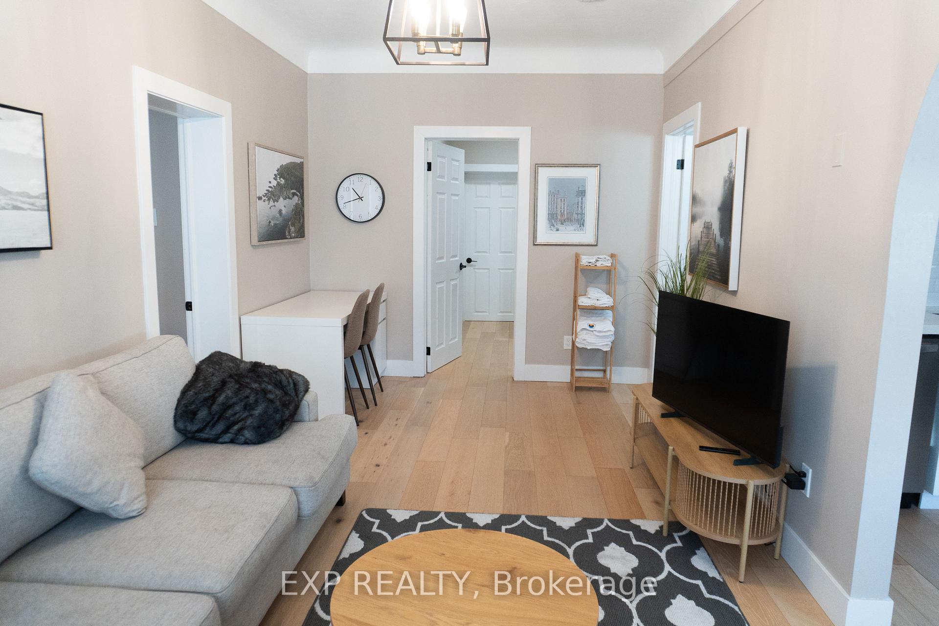 Photo 15 of 1515 Dufferin Street, Whitby, Port Whitby — HOMEH