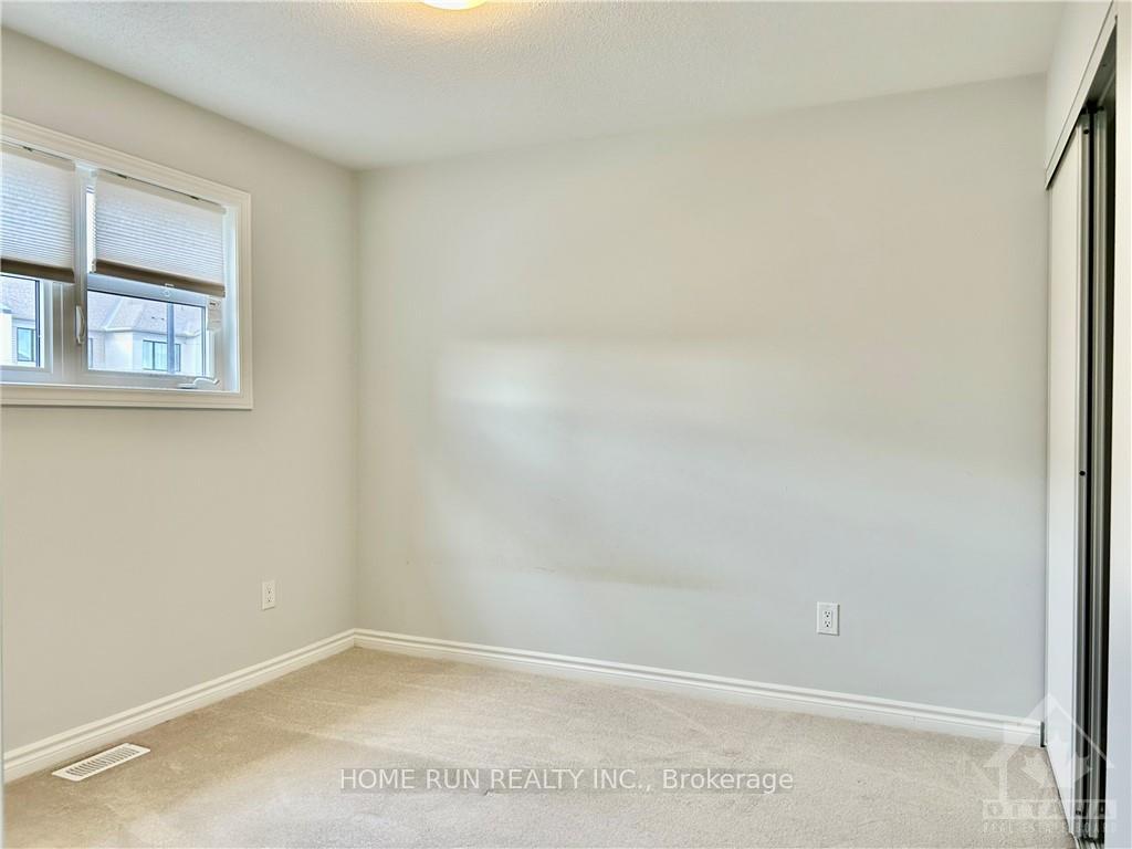 Photo 19 of 1031 Apolune Street, Ottawa, Barrhaven - Half Moon Bay — HOMEH