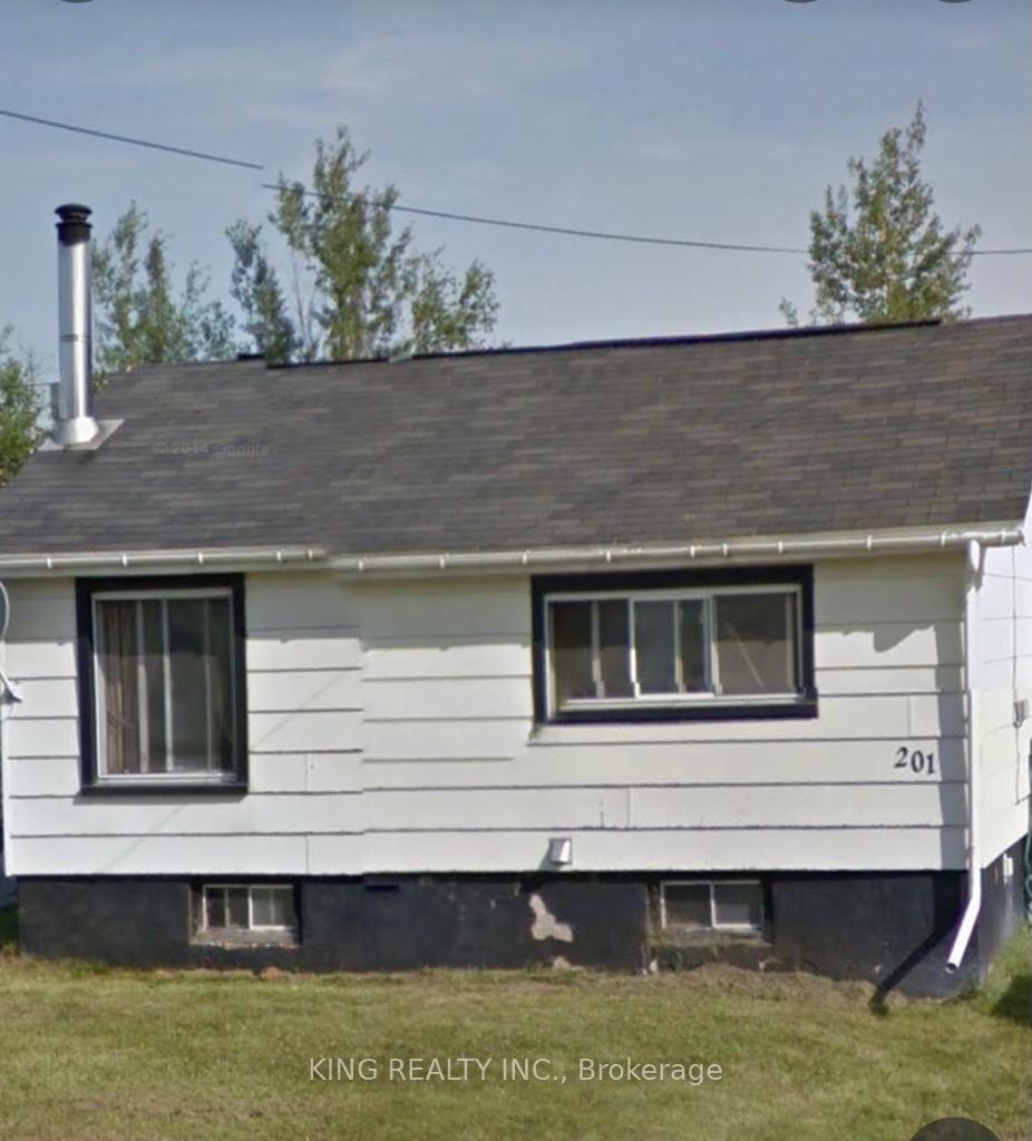 Photo 2 of 201 Third Avenue, Hornepayne, West — HOMEH