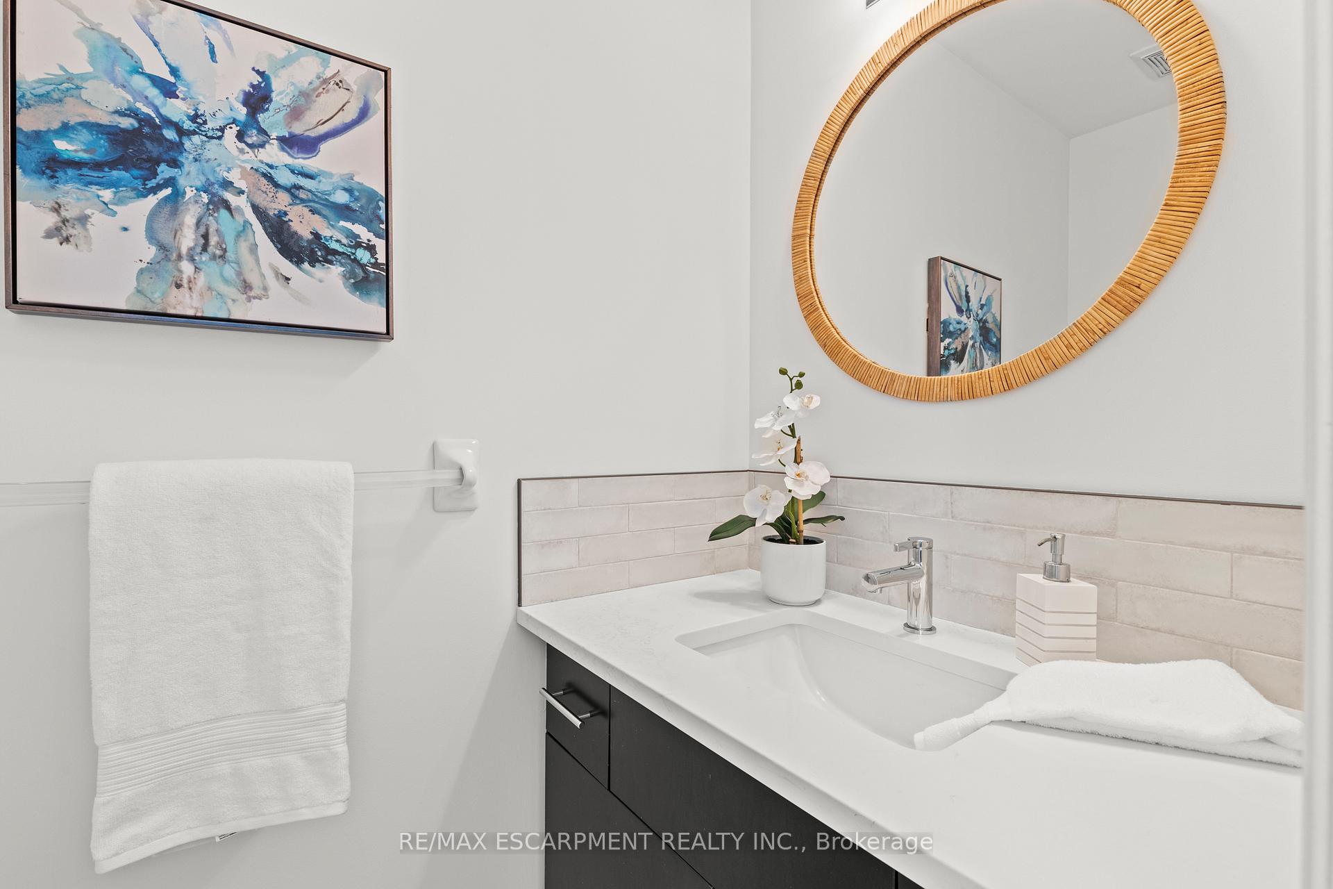 Photo 10 of Unit 44, 8 Lakelawn Road, Grimsby, Grimsby Beach — HOMEH