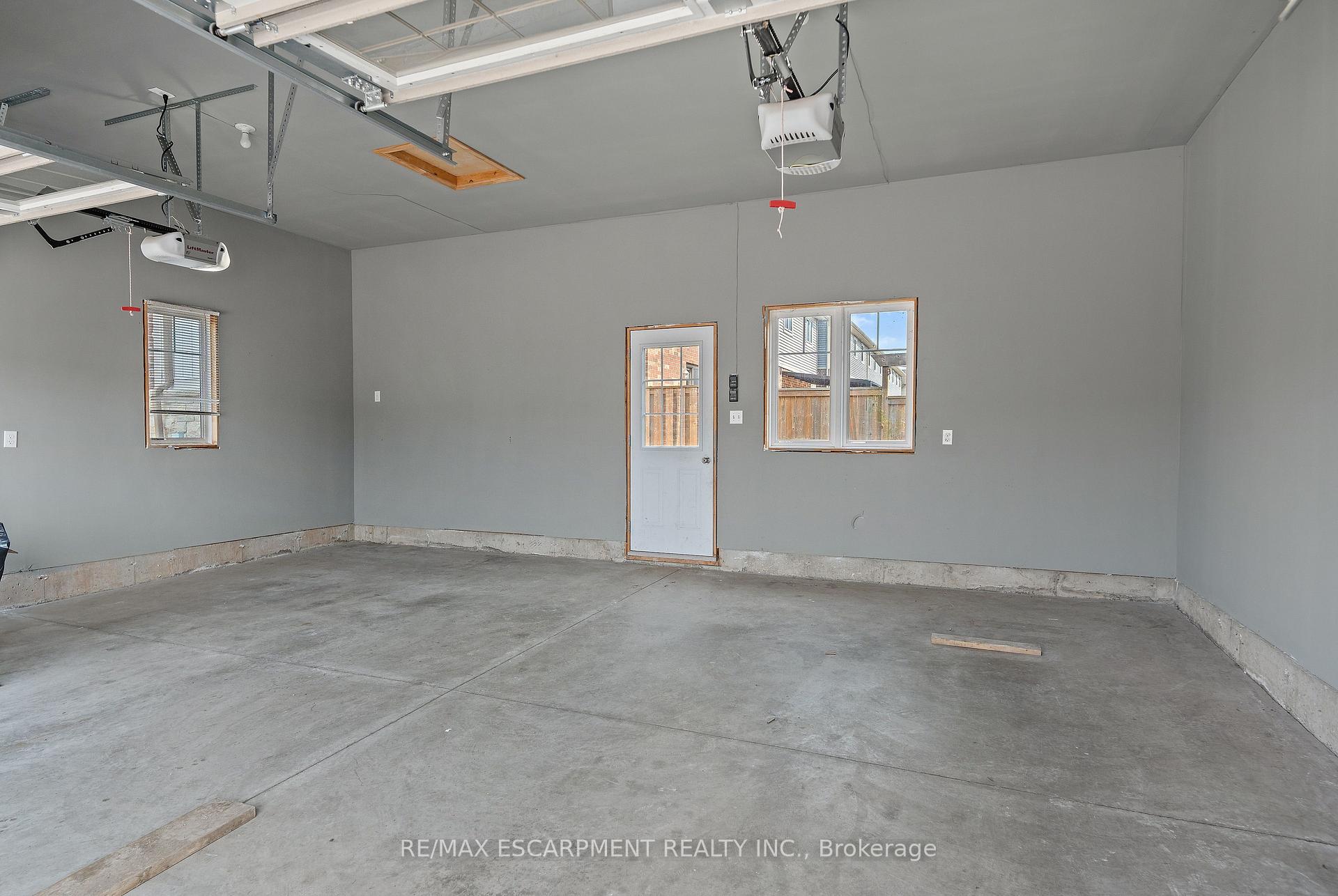 Photo 18 of Unit 44, 8 Lakelawn Road, Grimsby, Grimsby Beach — HOMEH