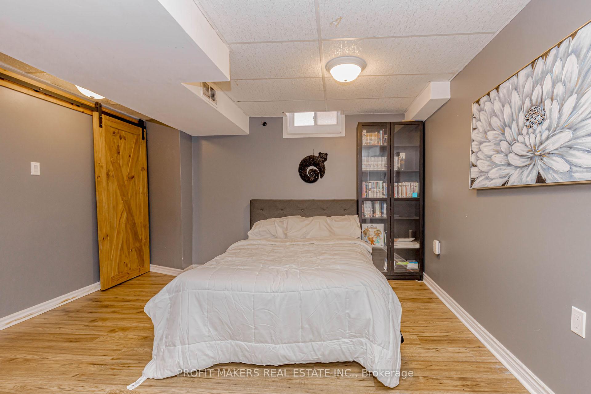 Photo 19 of 35 Letty Avenue, Brampton, Fletcher's West — HOMEH