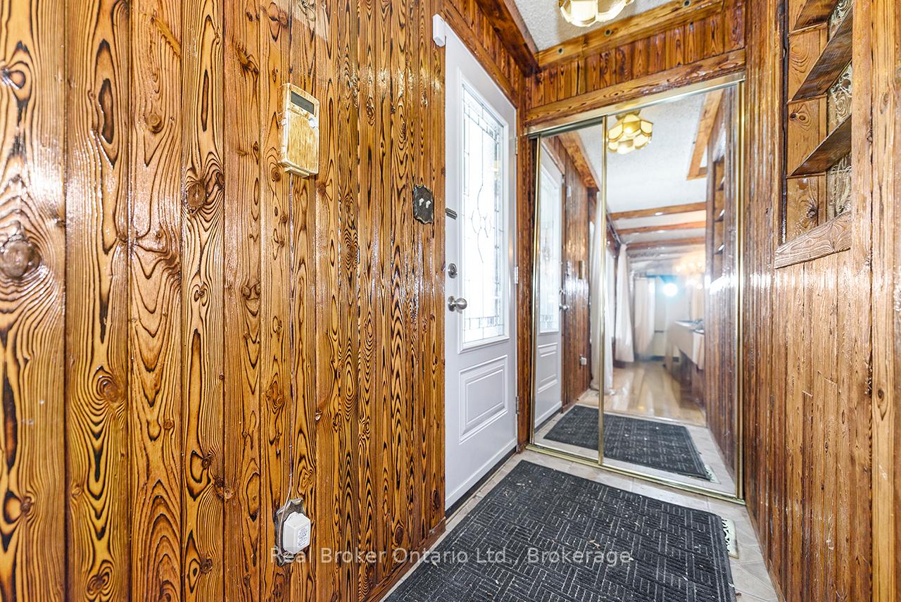 Photo 4 of 58 Eastvale Place, Hamilton, McQuesten — HOMEH