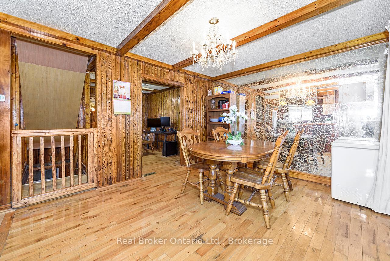 Photo 5 of 58 Eastvale Place, Hamilton, McQuesten — HOMEH