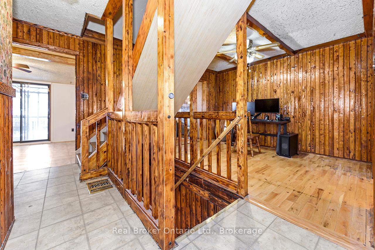 Photo 11 of 58 Eastvale Place, Hamilton, McQuesten — HOMEH