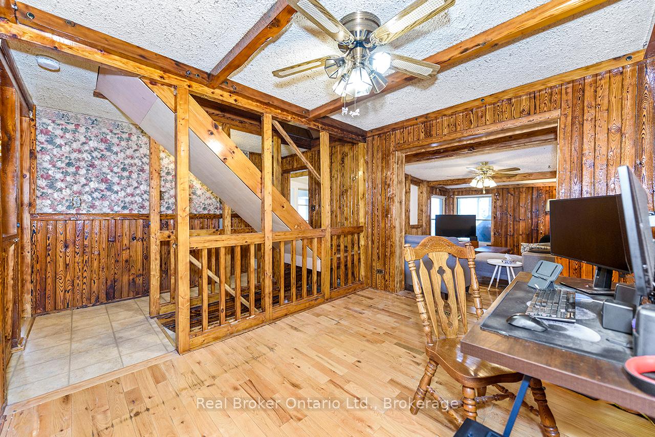 Photo 13 of 58 Eastvale Place, Hamilton, McQuesten — HOMEH