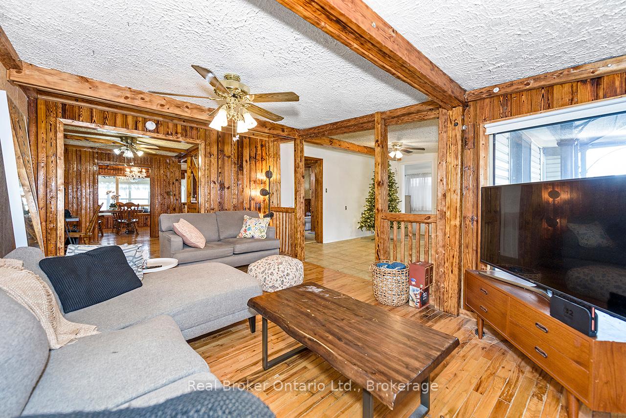 Photo 15 of 58 Eastvale Place, Hamilton, McQuesten — HOMEH
