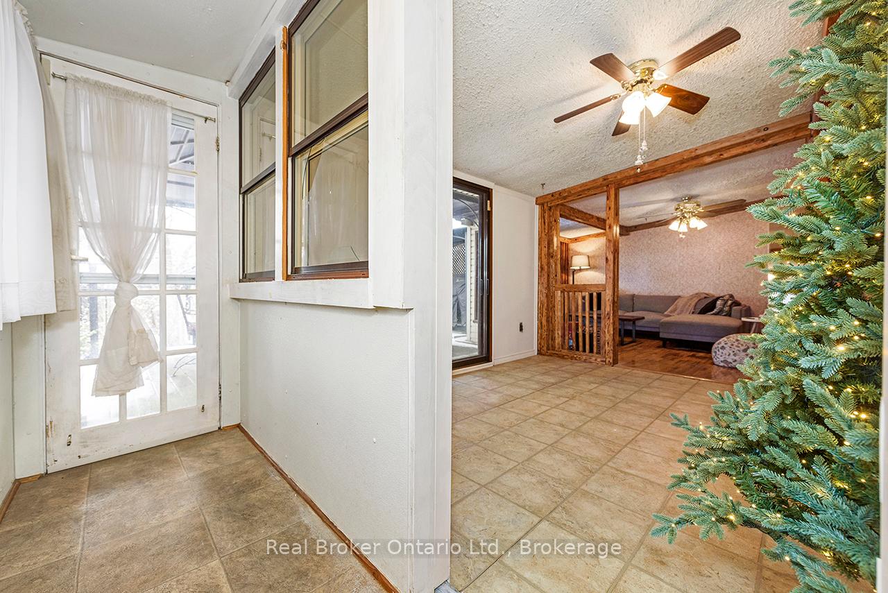 Photo 18 of 58 Eastvale Place, Hamilton, McQuesten — HOMEH