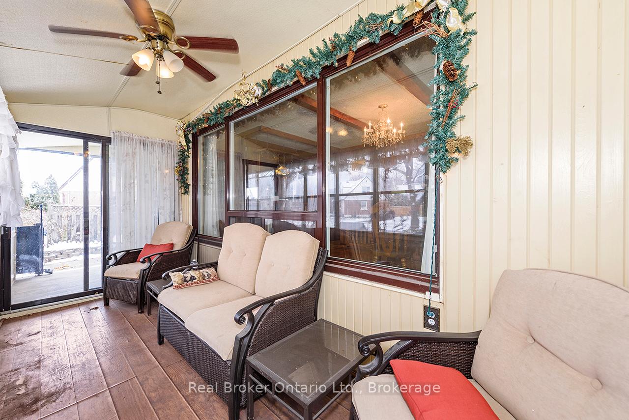 Photo 30 of 58 Eastvale Place, Hamilton, McQuesten — HOMEH