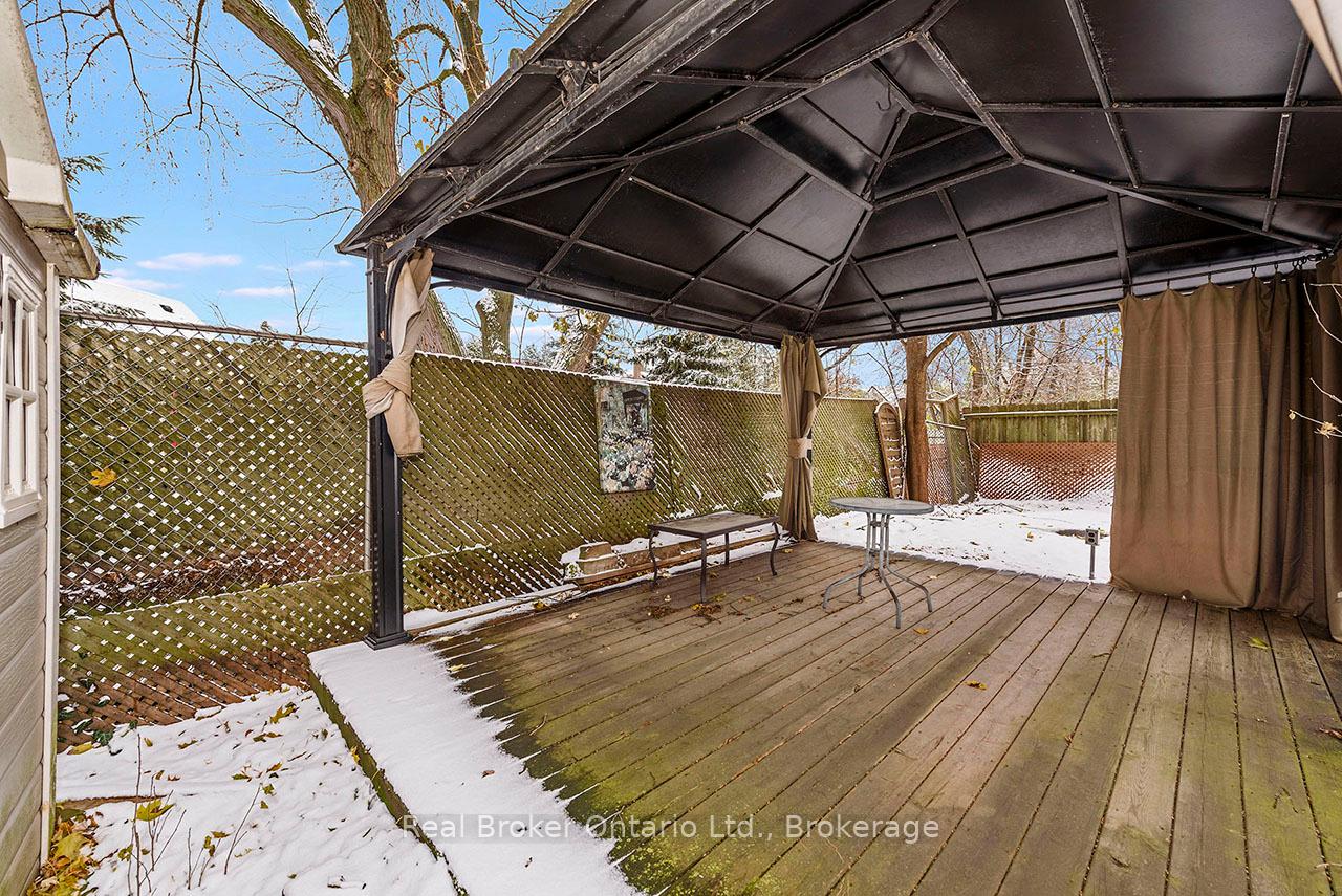 Photo 33 of 58 Eastvale Place, Hamilton, McQuesten — HOMEH