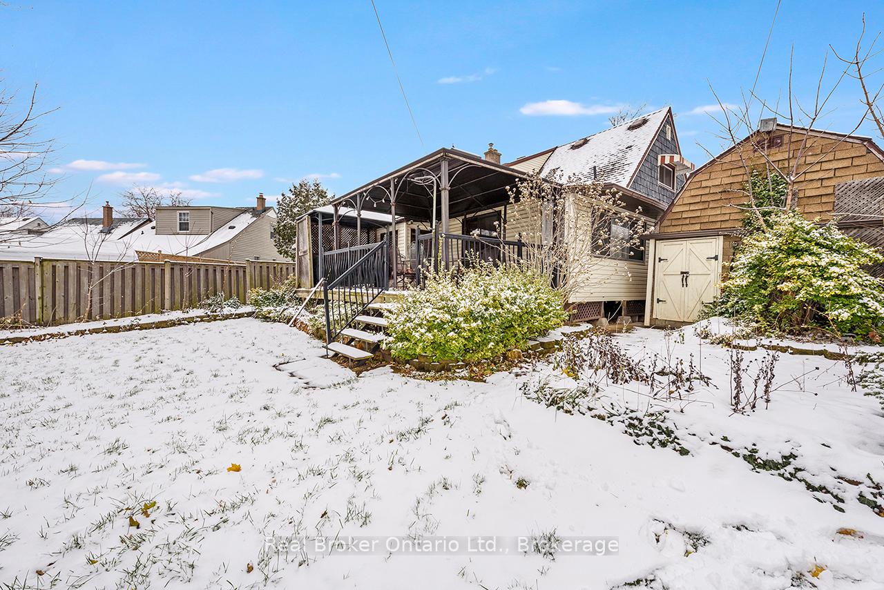 Photo 35 of 58 Eastvale Place, Hamilton, McQuesten — HOMEH
