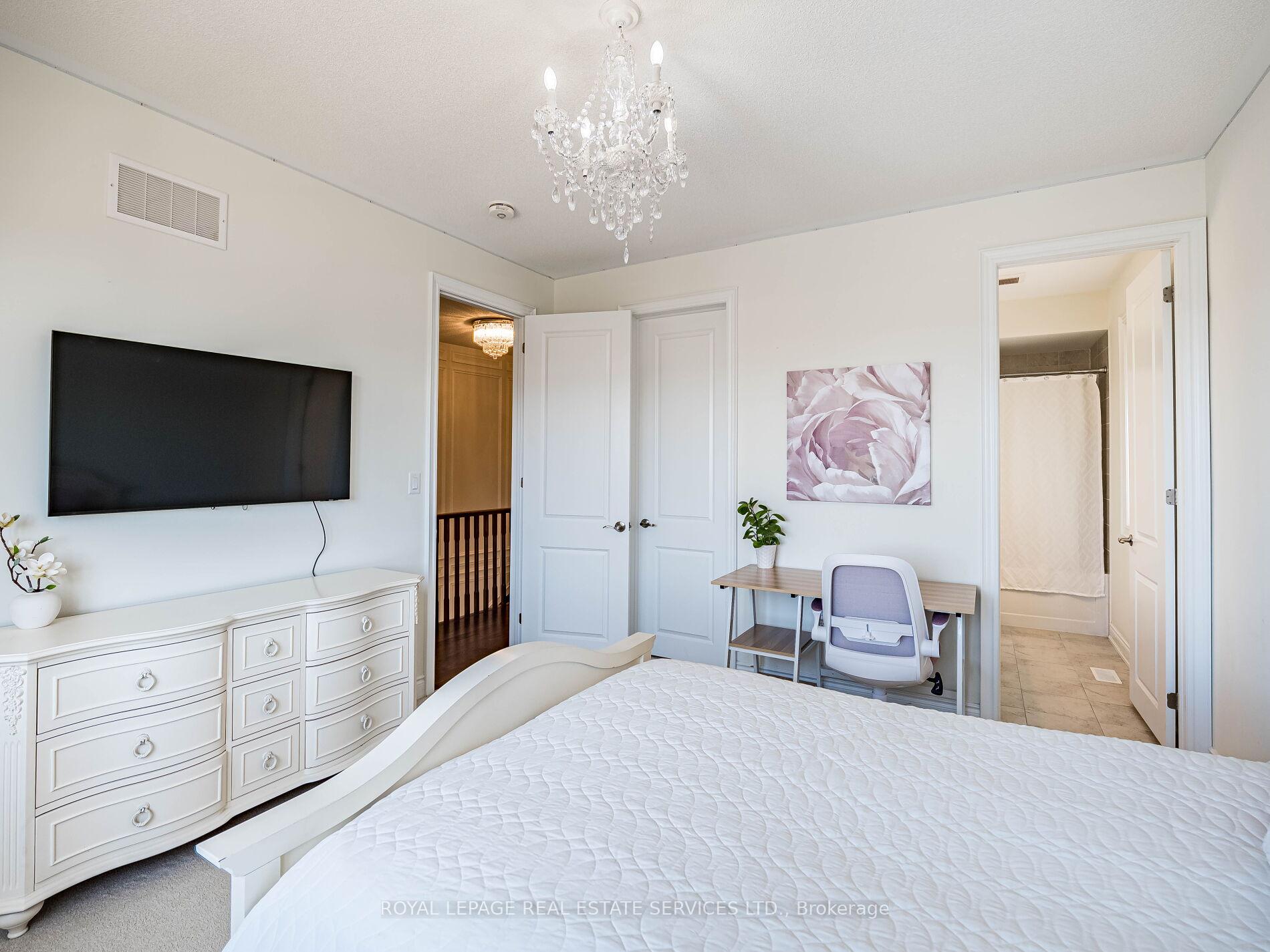 Photo 24 of 23 Grace Lake Court, Vaughan, Kleinburg — HOMEH