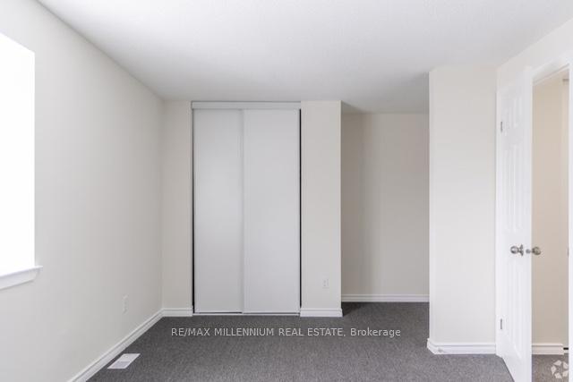 Photo 8 of Unit 29, 414 Stone Road, Guelph, Clairfields/Hanlon Business Park — HOMEH
