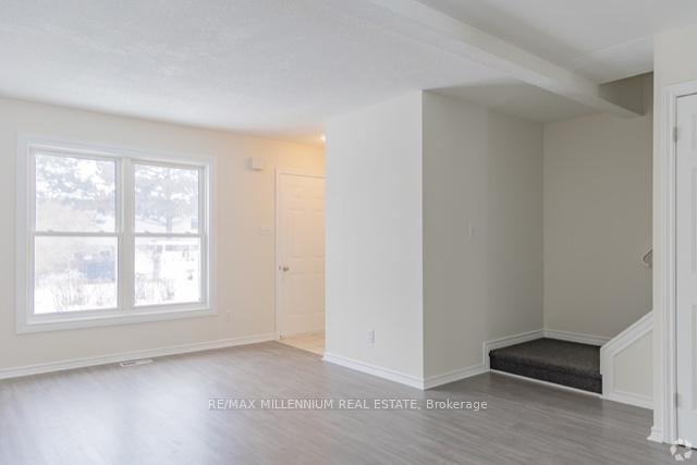Photo 2 of Unit 29, 414 Stone Road, Guelph, Clairfields/Hanlon Business Park — HOMEH