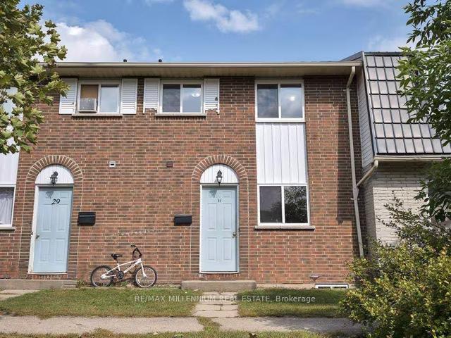 Photo 5 of Unit 29, 414 Stone Road, Guelph, Clairfields/Hanlon Business Park — HOMEH