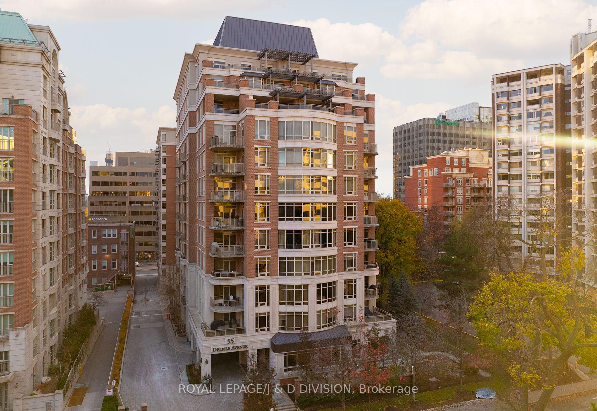 Front of Unit 401, 55 Delisle Avenue