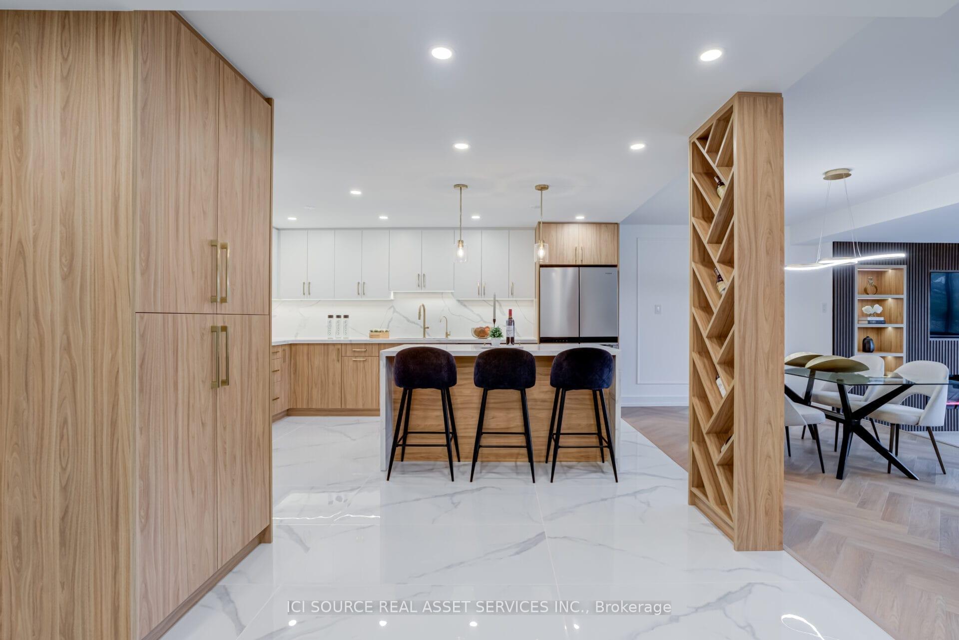 Photo 6 of Unit 306, 2175 Marine Drive, Oakville, Bronte — HOMEH
